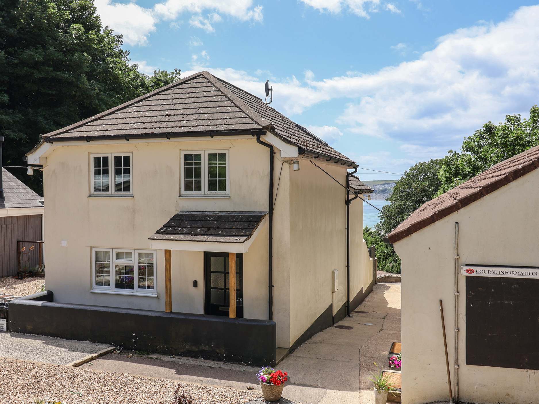 3 bedroom Cottage for rent in Seaton, Devon