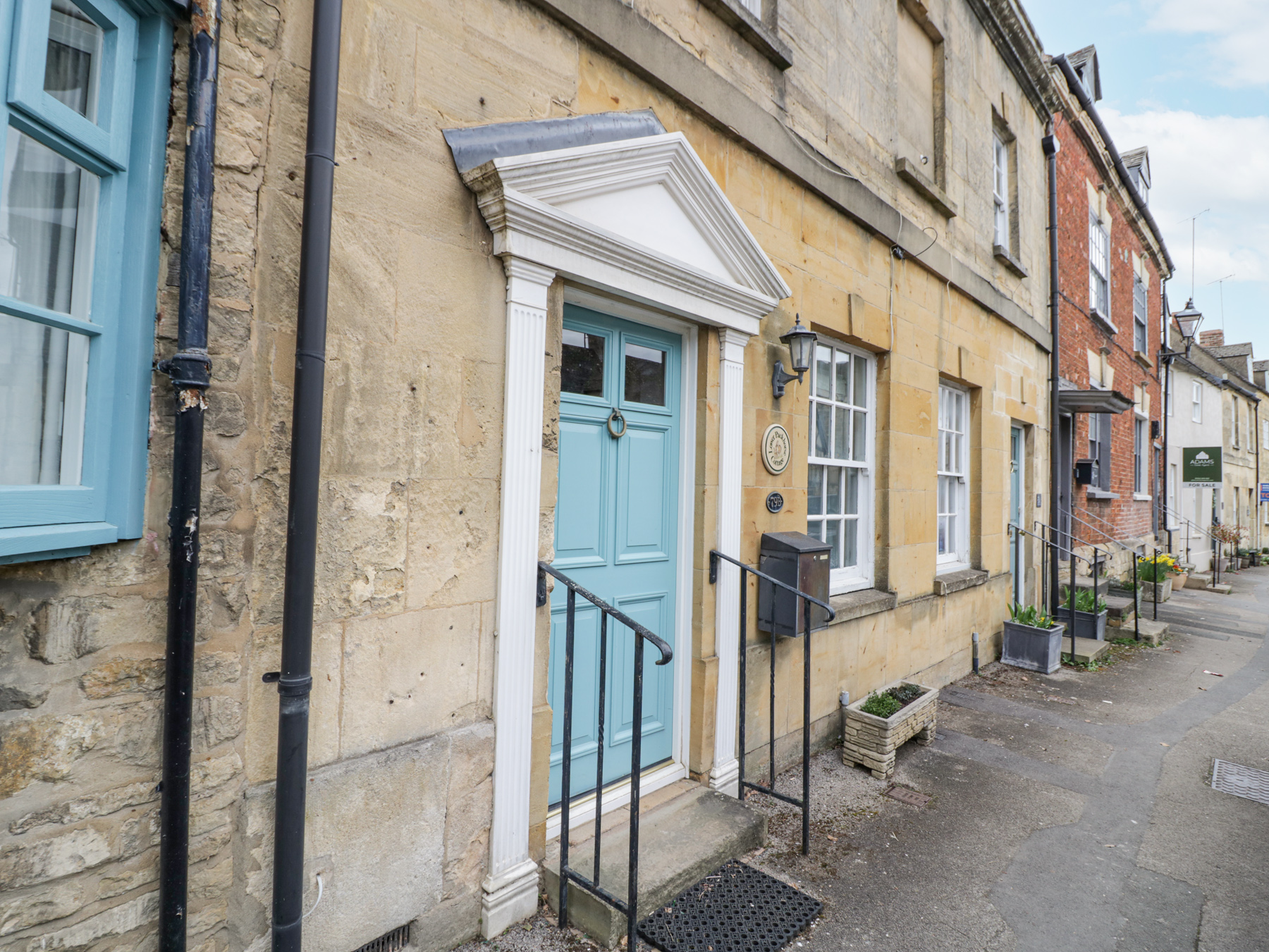 2 bedroom Cottage for rent in Winchcombe