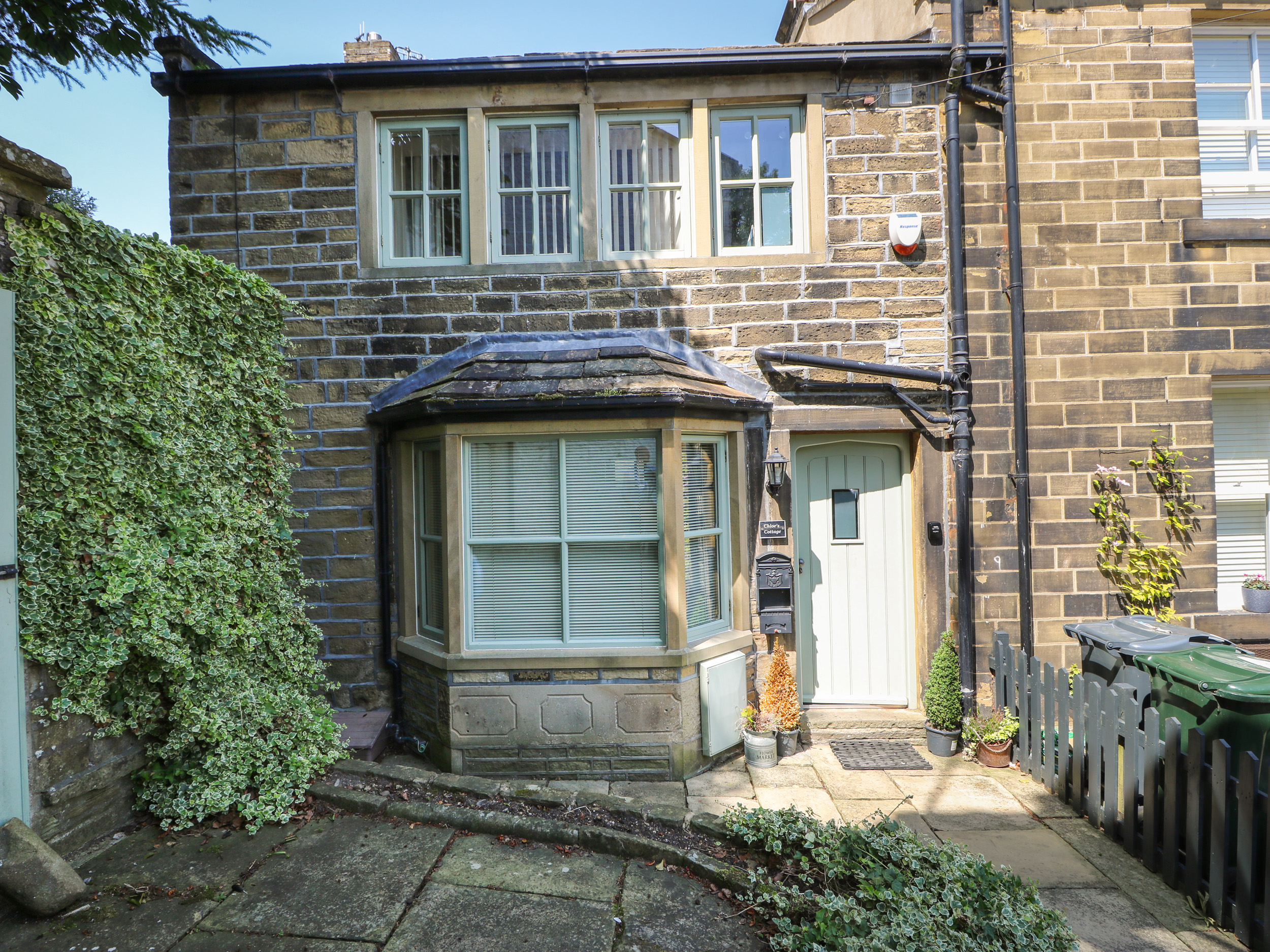 3 bedroom Cottage for rent in Haworth