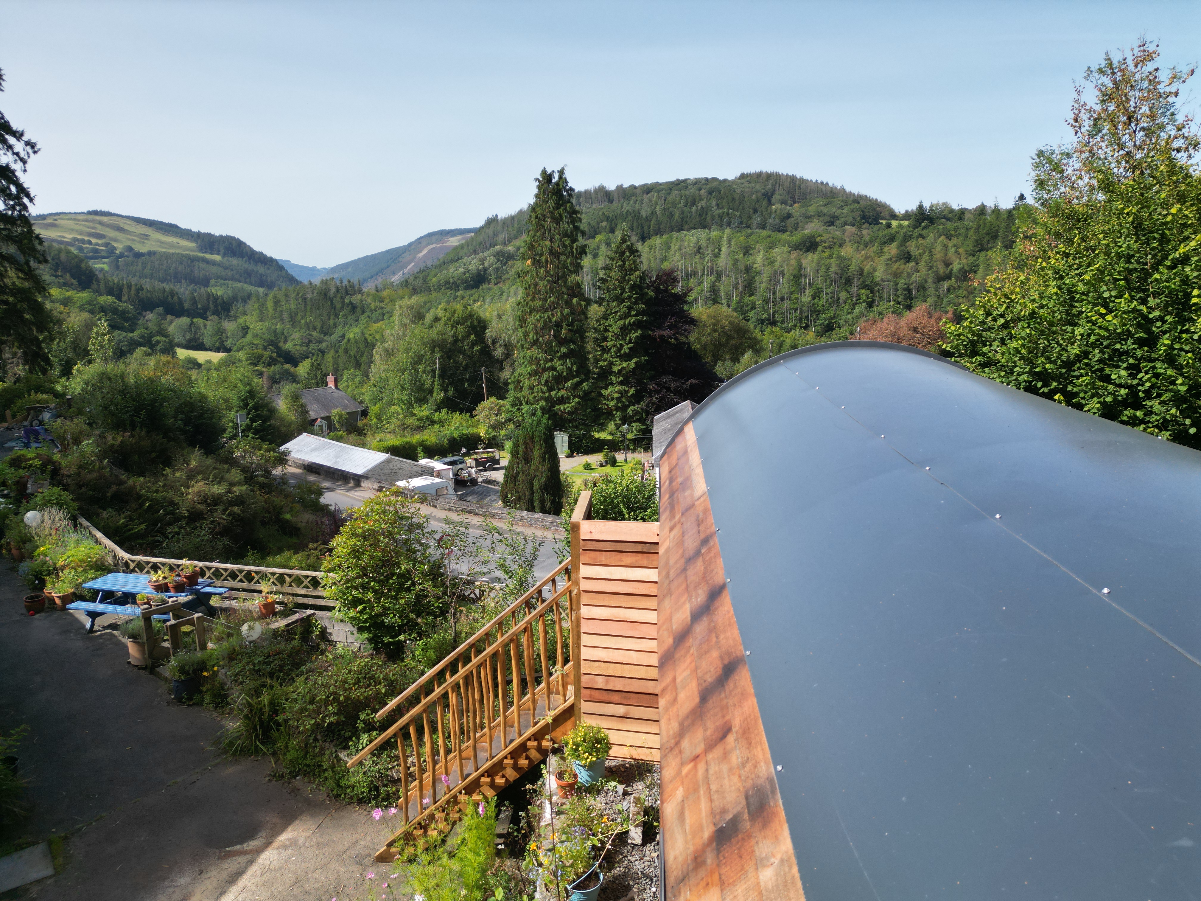 The Kites Nest, Pont-rhyd-y-groes, near Pontrhydfendigaid, Ceredigion. Close to a pub. Pet-friendly.