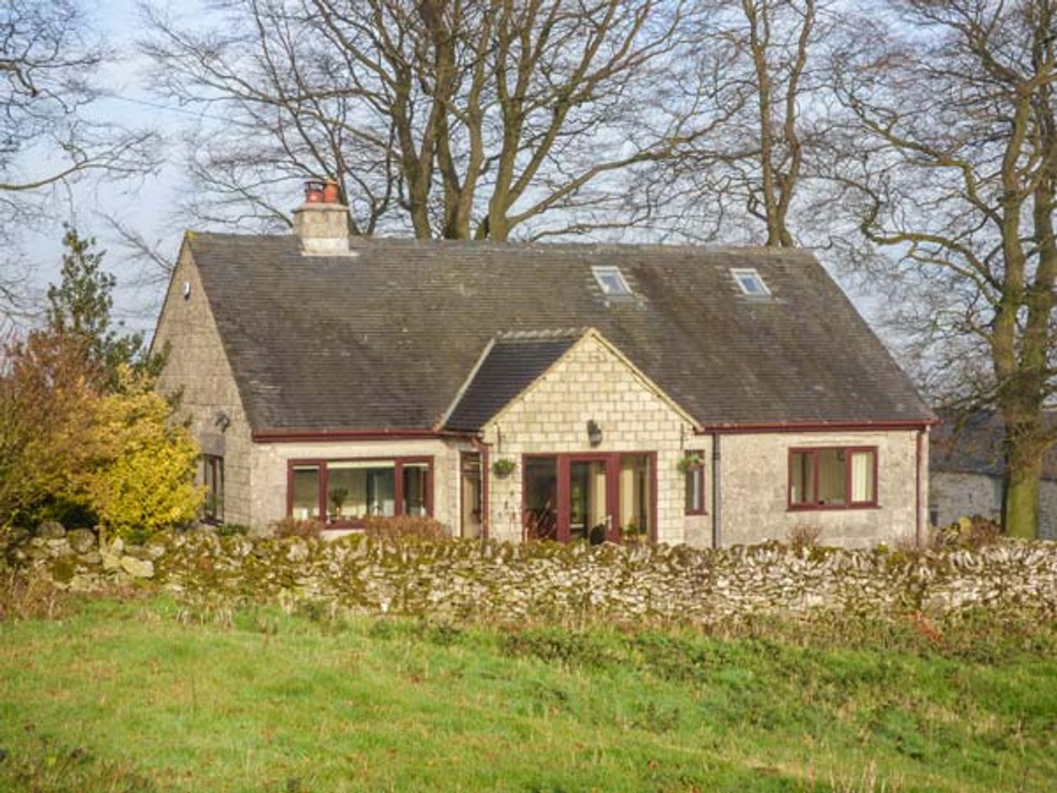 3 bedroom Cottage for rent in Matlock