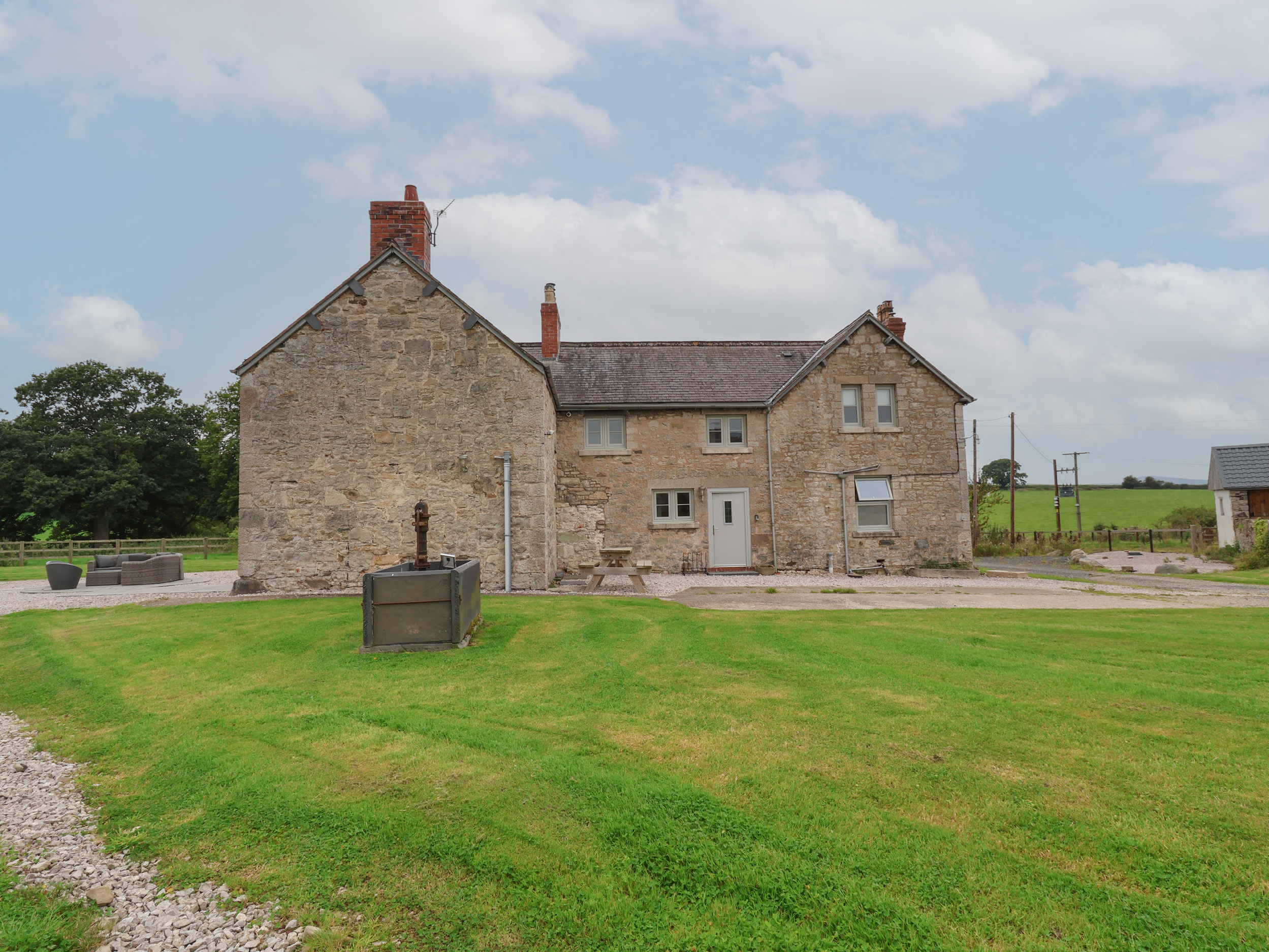 Segrwyd Uchaf in Denbigh, Denbighshire. Five-bedroom home with games room and EV charger. Near AONB.