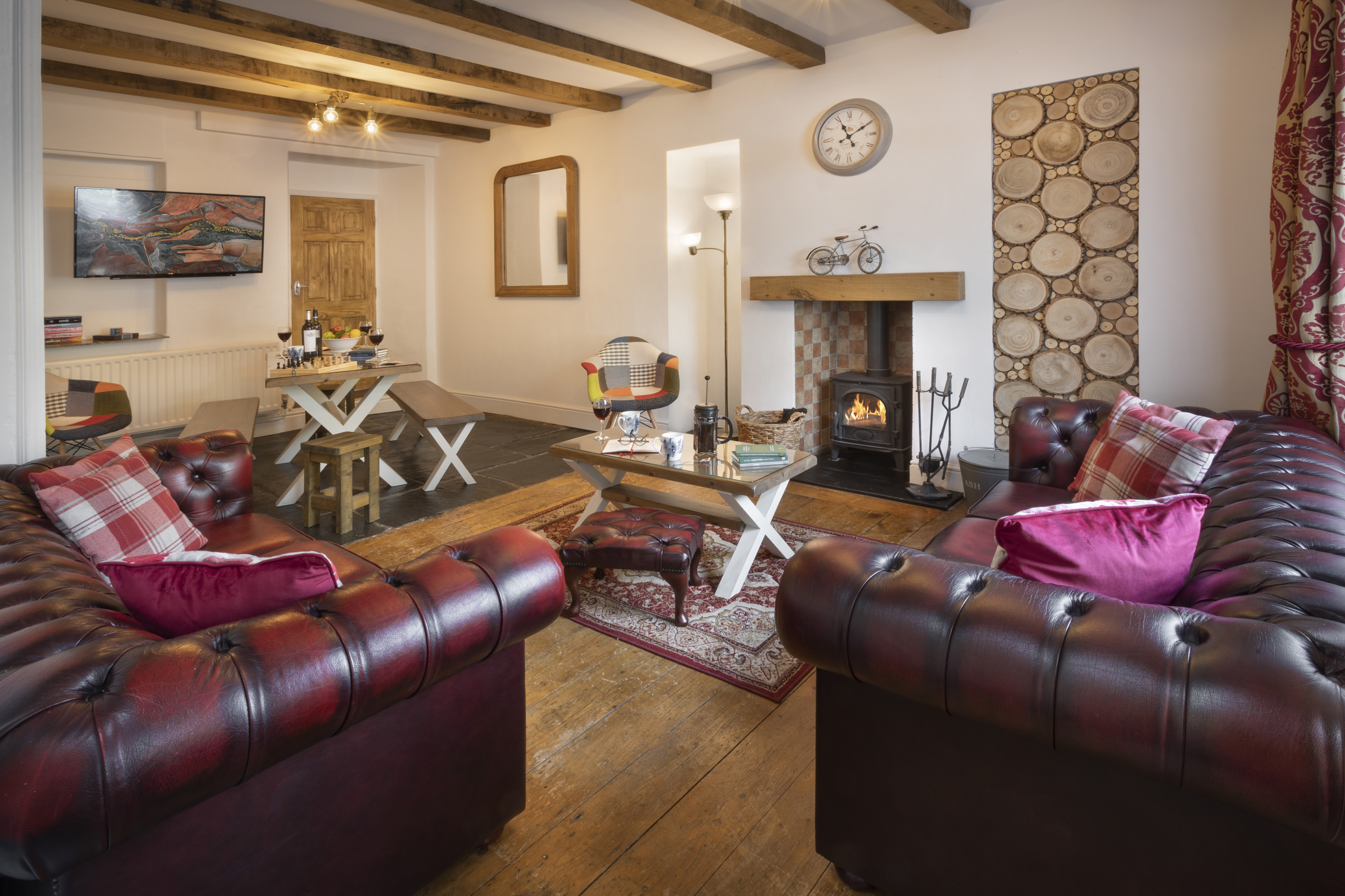 4 bedroom Cottage for rent in Staveley