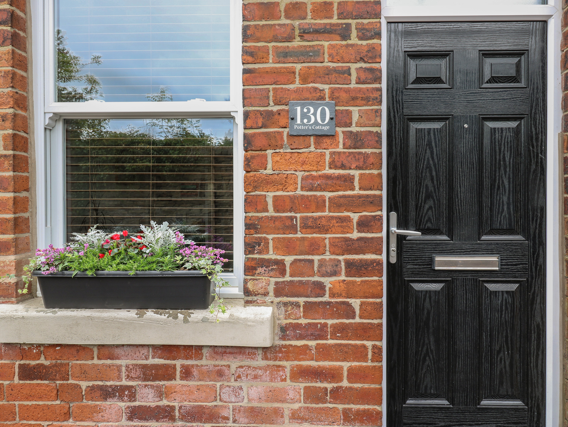 2 bedroom Cottage for rent in Sheffield