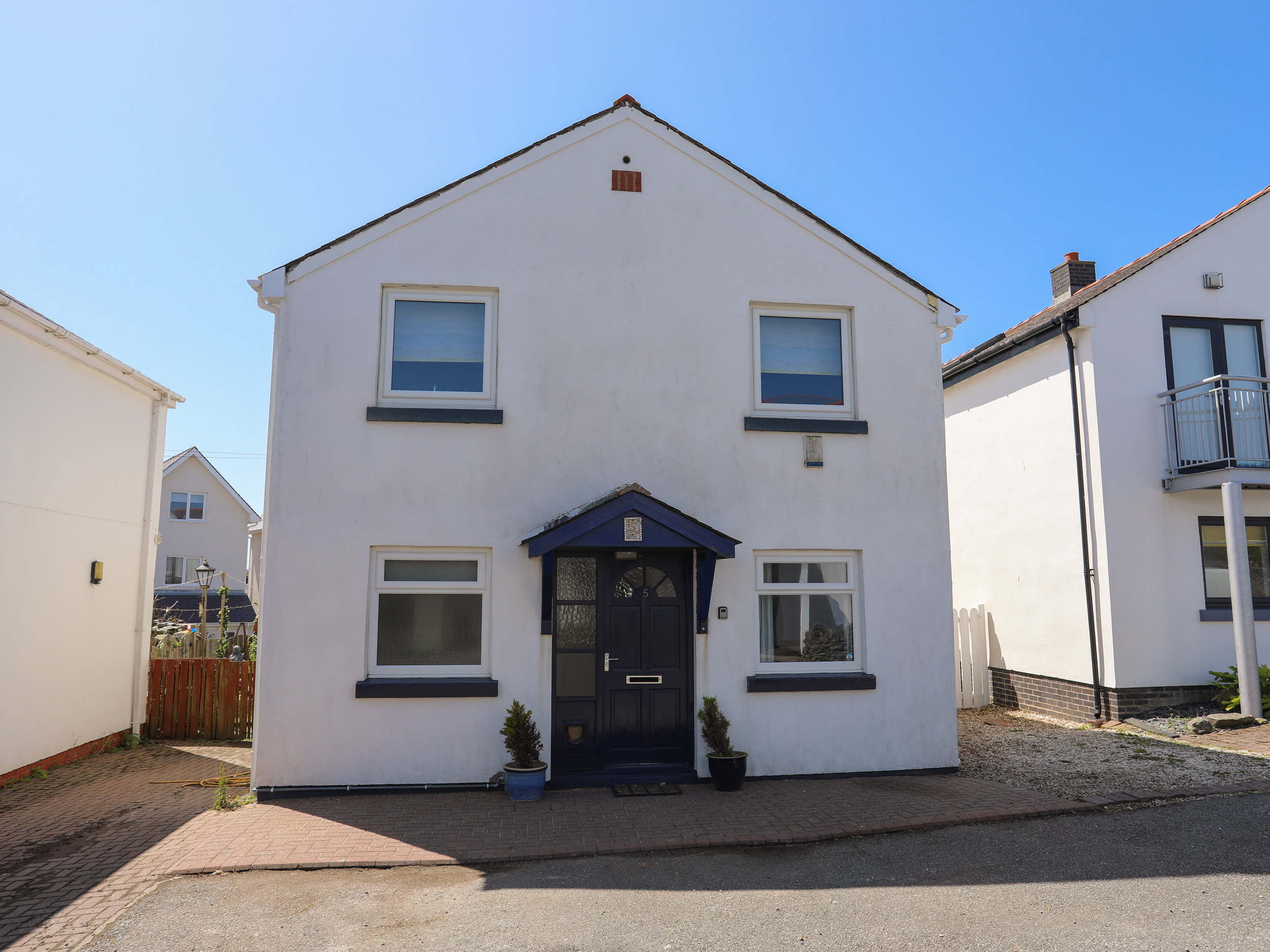 3 bedroom Cottage for rent in Trearddur Bay