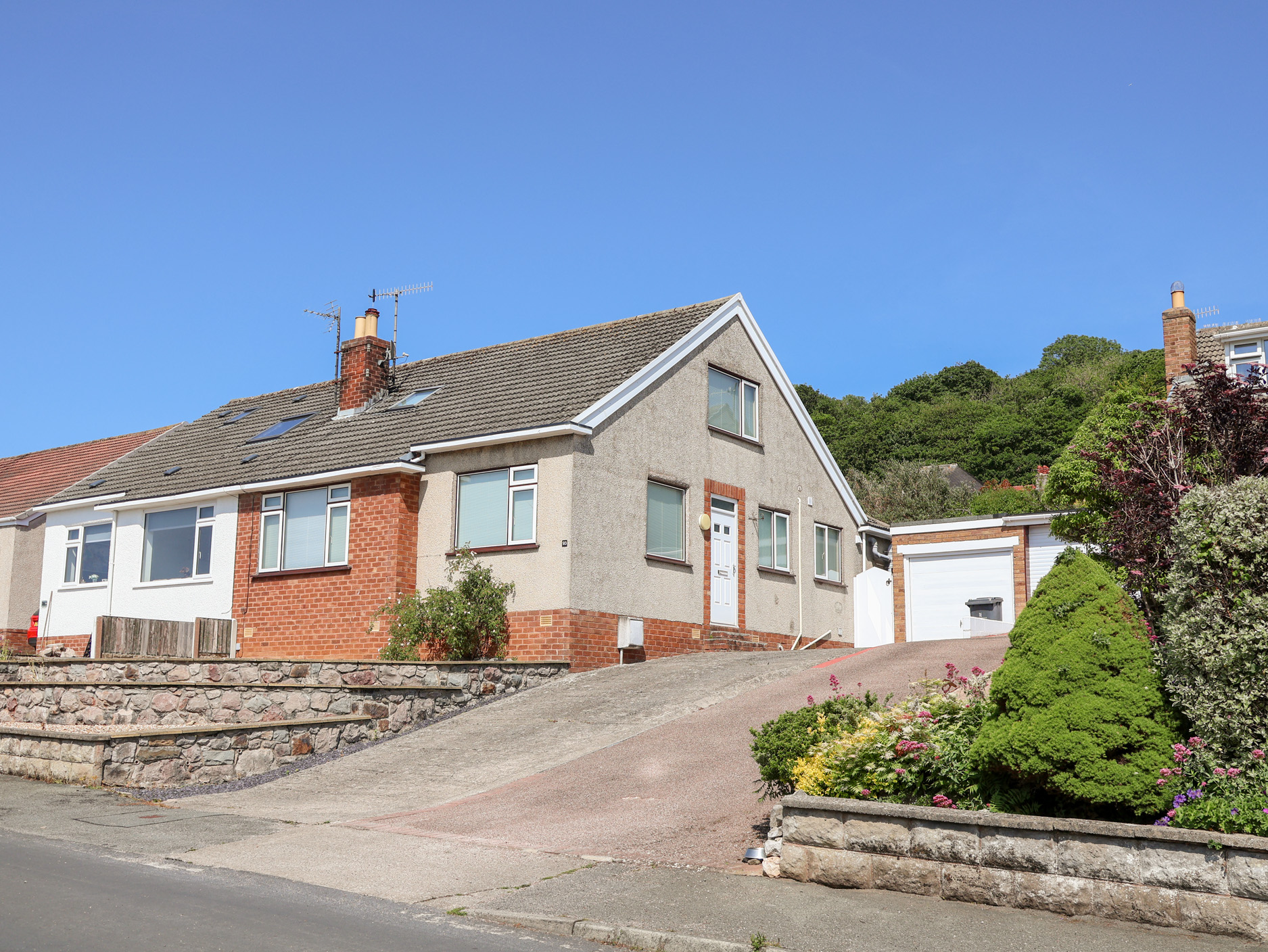 4 bedroom Cottage for rent in Rhos-on-Sea