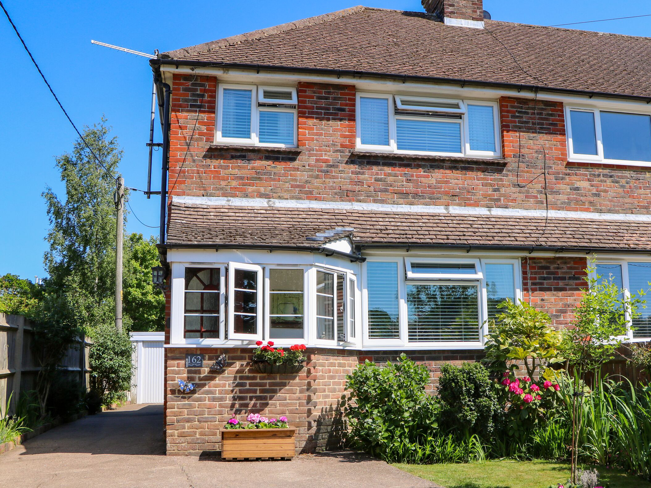 3 bedroom Cottage for rent in Eastbourne