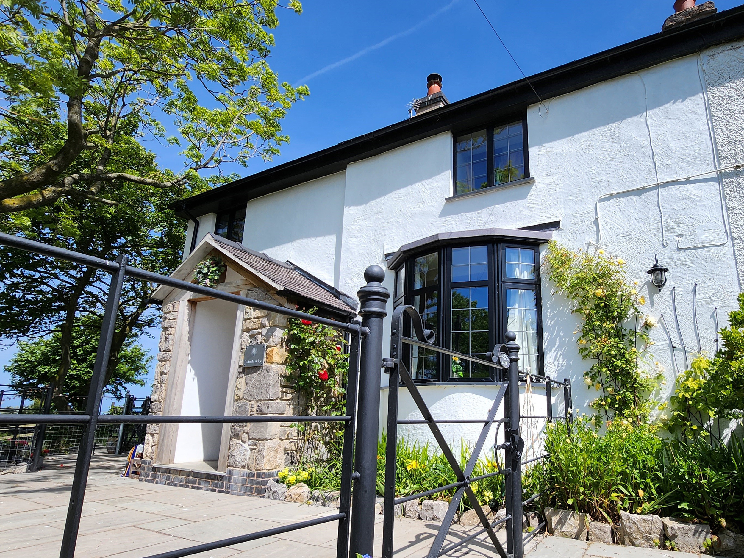 4 bedroom Cottage for rent in Prestatyn