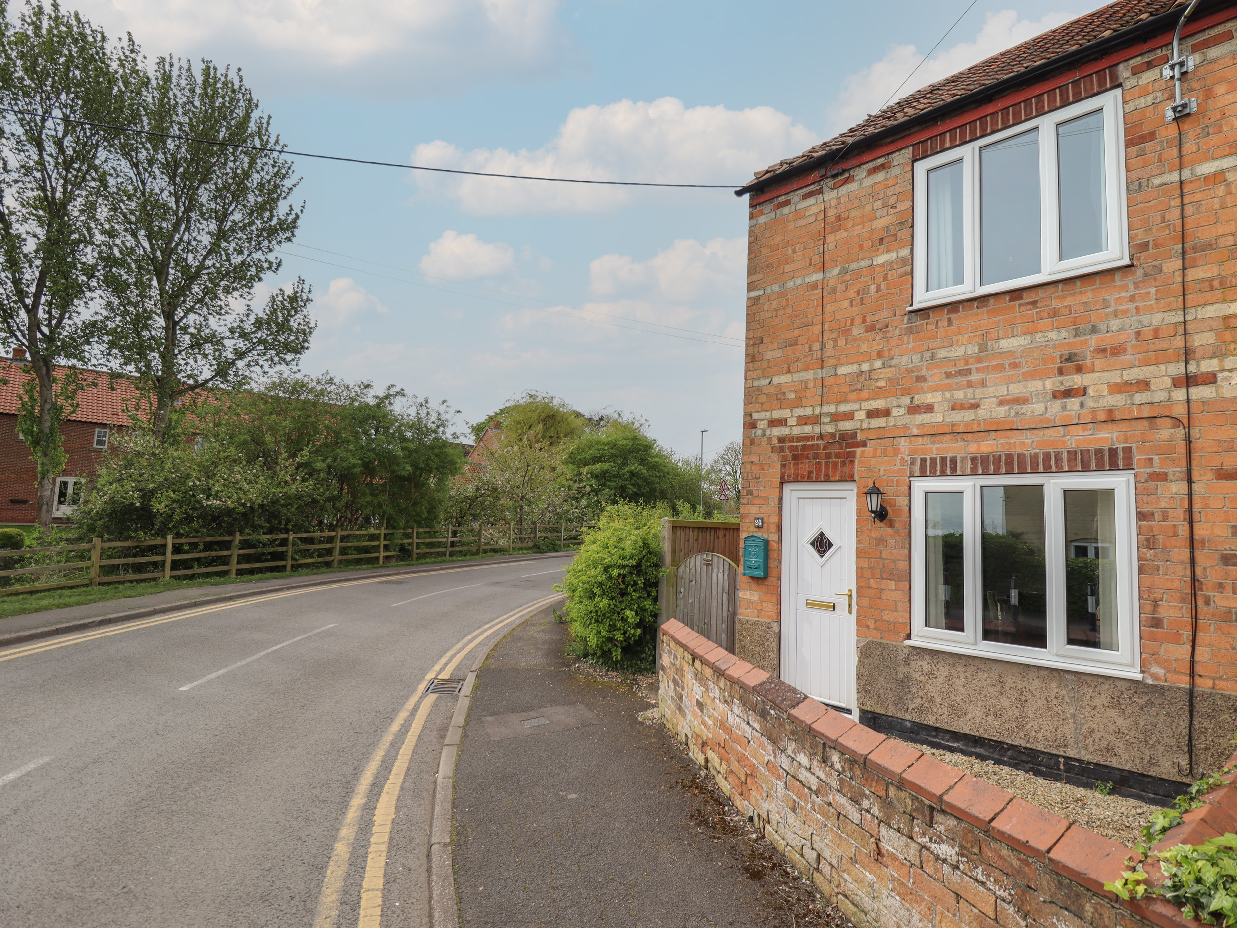 2 bedroom Cottage for rent in Doncaster