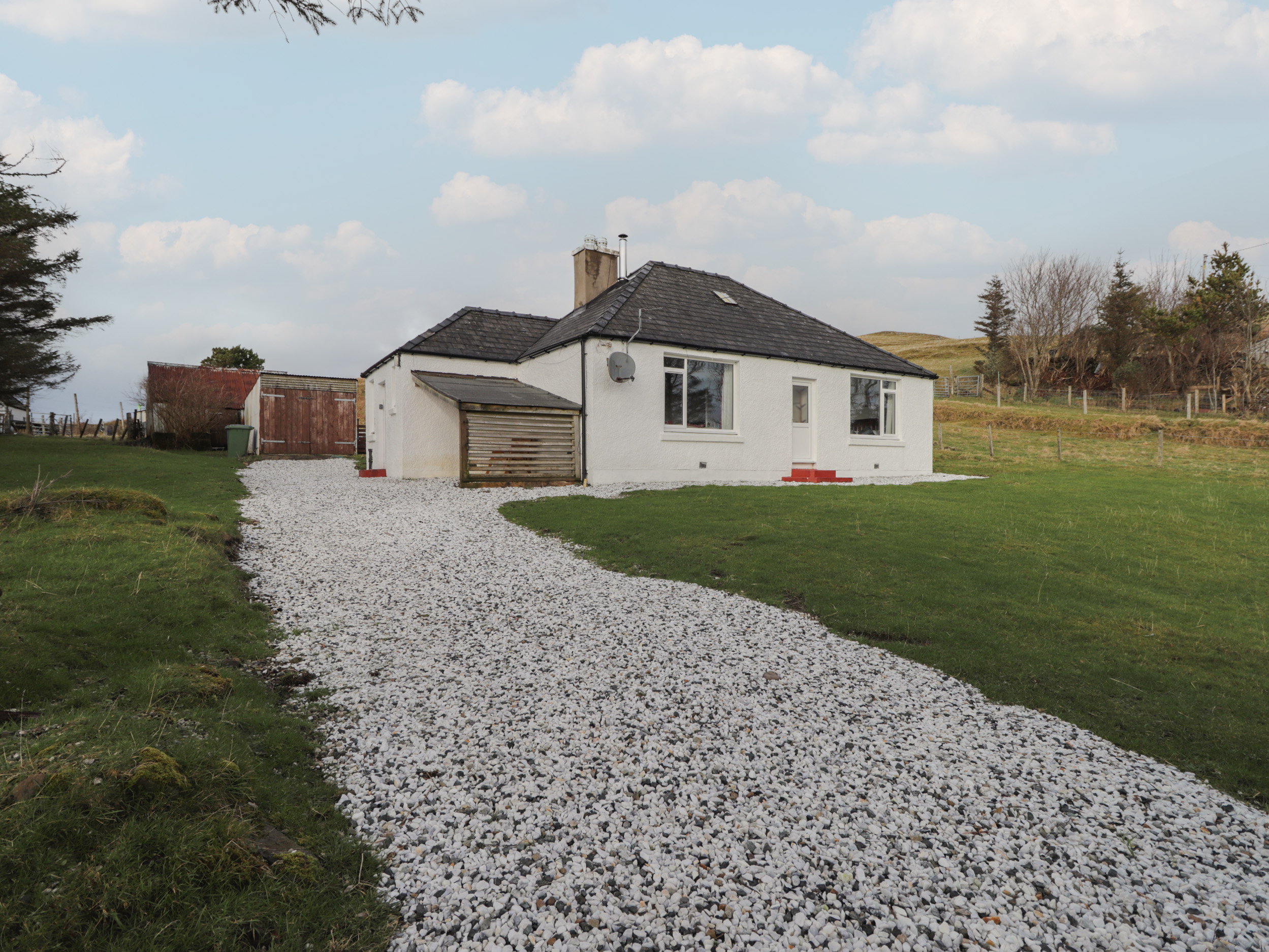 3 bedroom Cottage for rent in Elgol