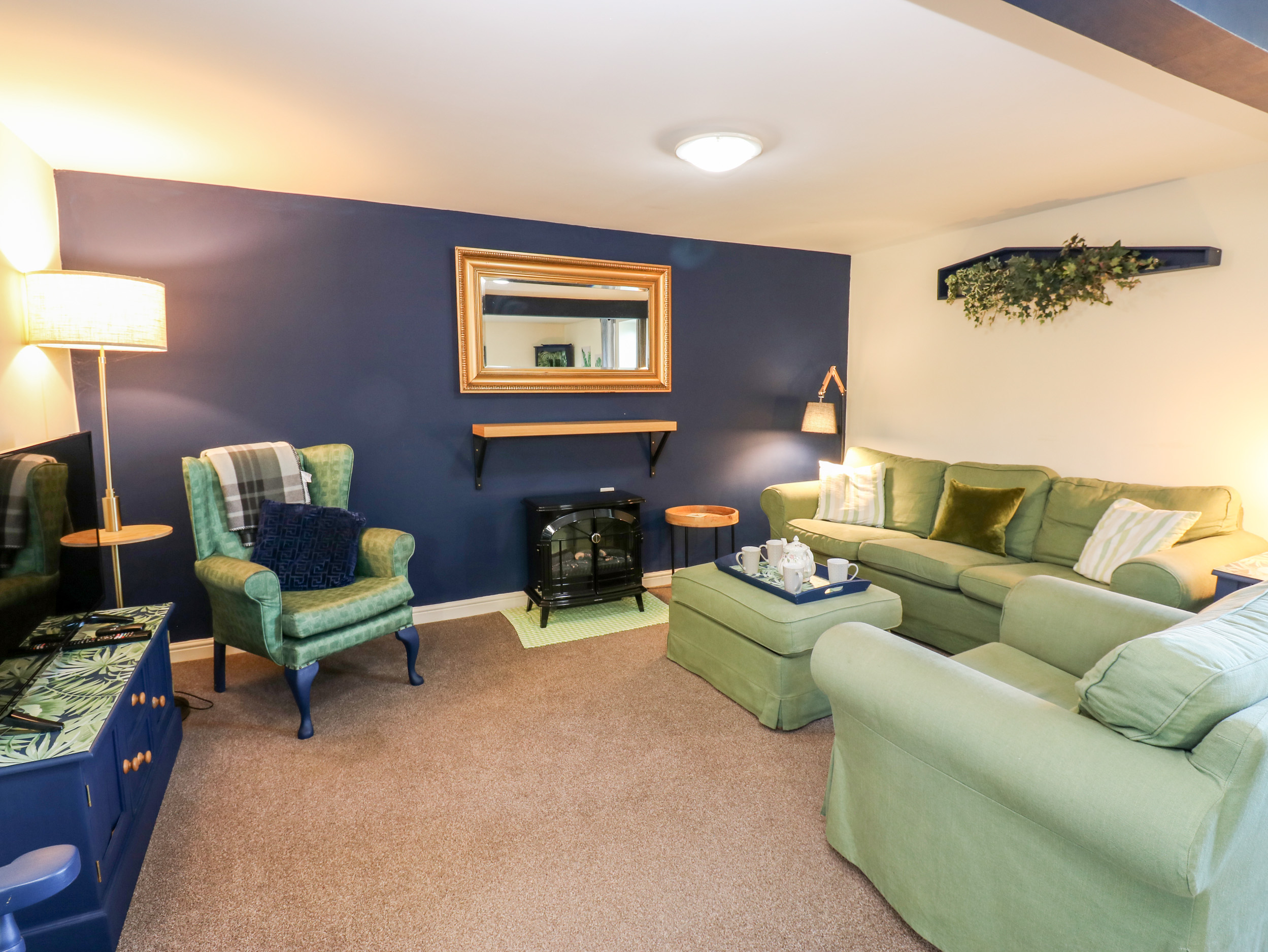 2 bedroom Cottage for rent in Richmond