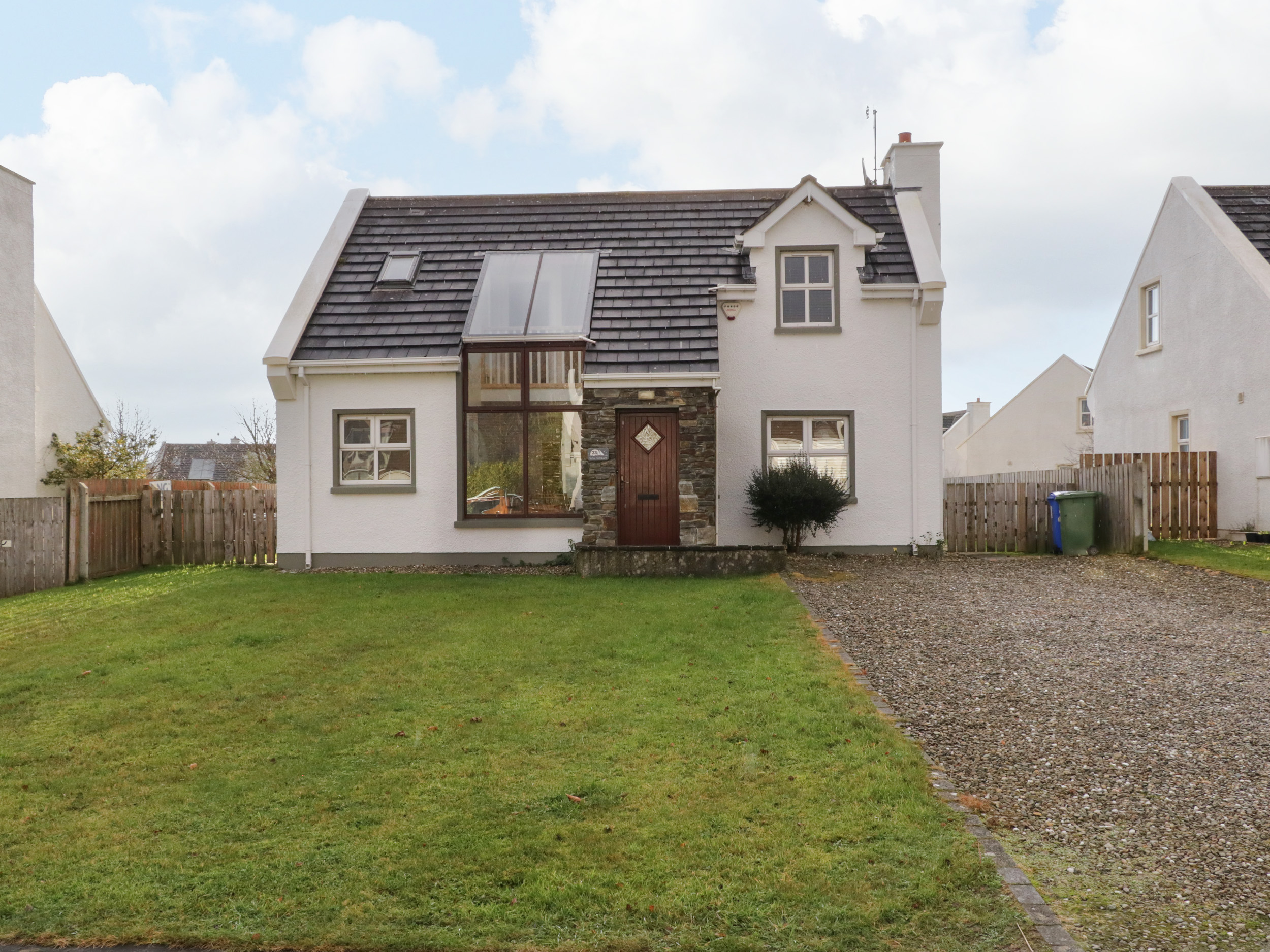 3 bedroom Cottage for rent in Rathmullan