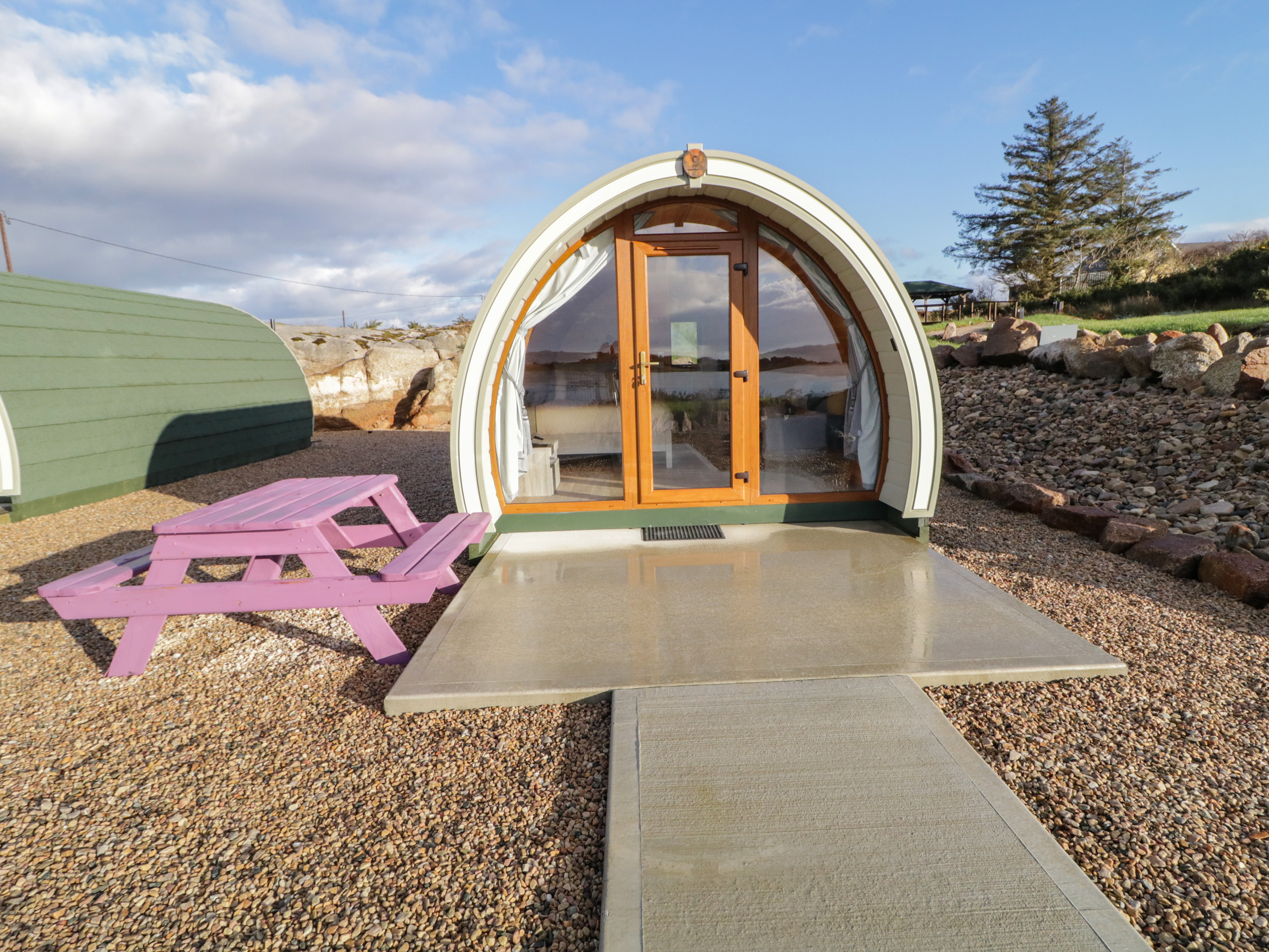 1 bedroom Cottage for rent in Burtonport