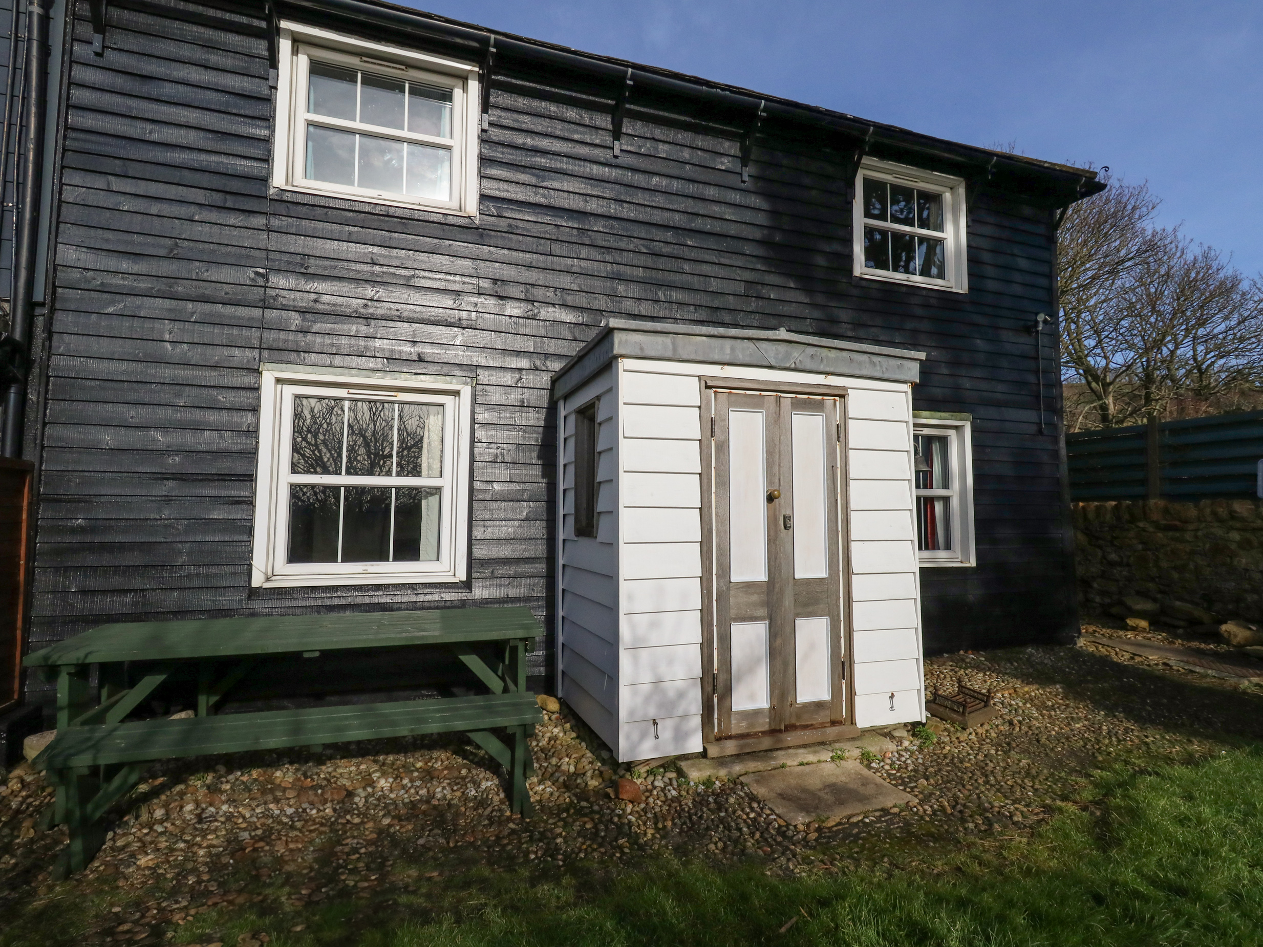 3 bedroom Cottage for rent in Paignton