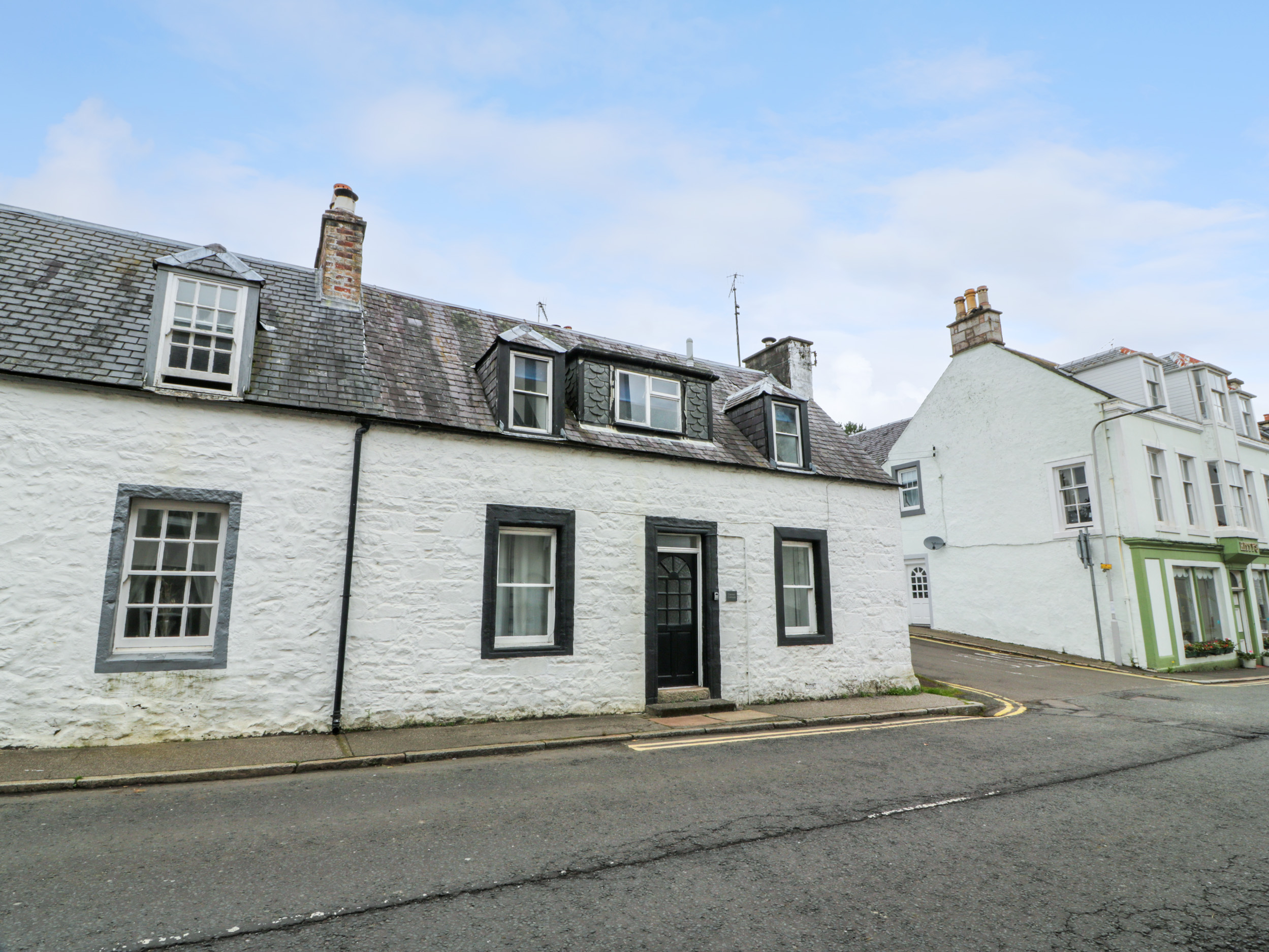 2 bedroom Cottage for rent in St. John's Town Of Dalry