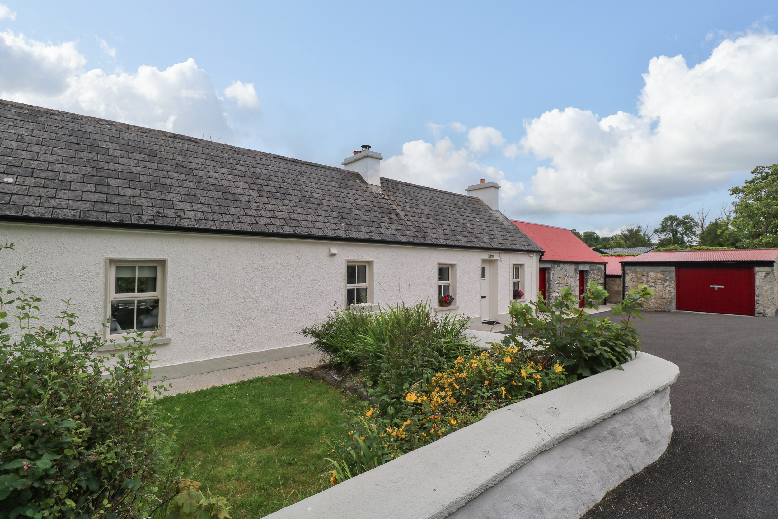 2 bedroom Cottage for rent in Riverstown