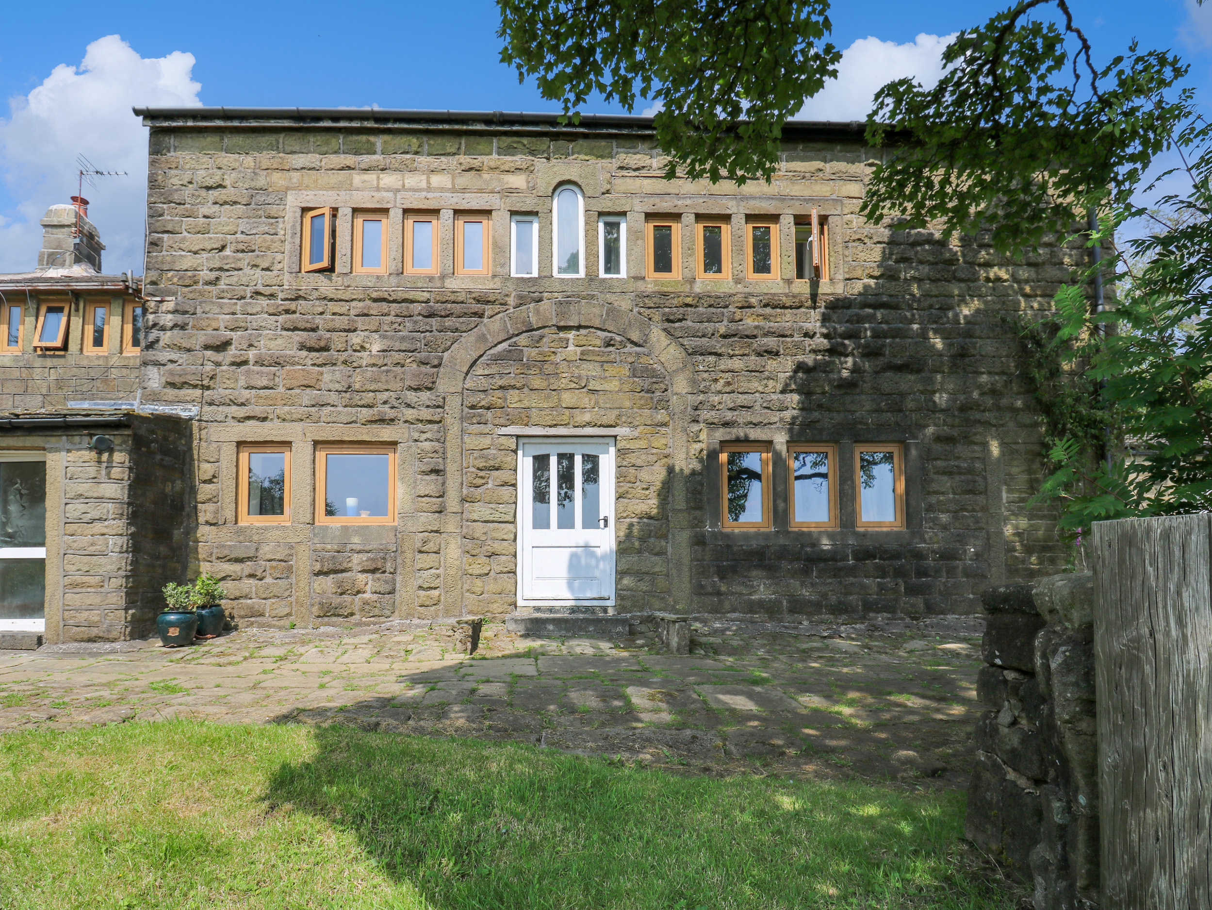 5 bedroom Cottage for rent in Hebden Bridge