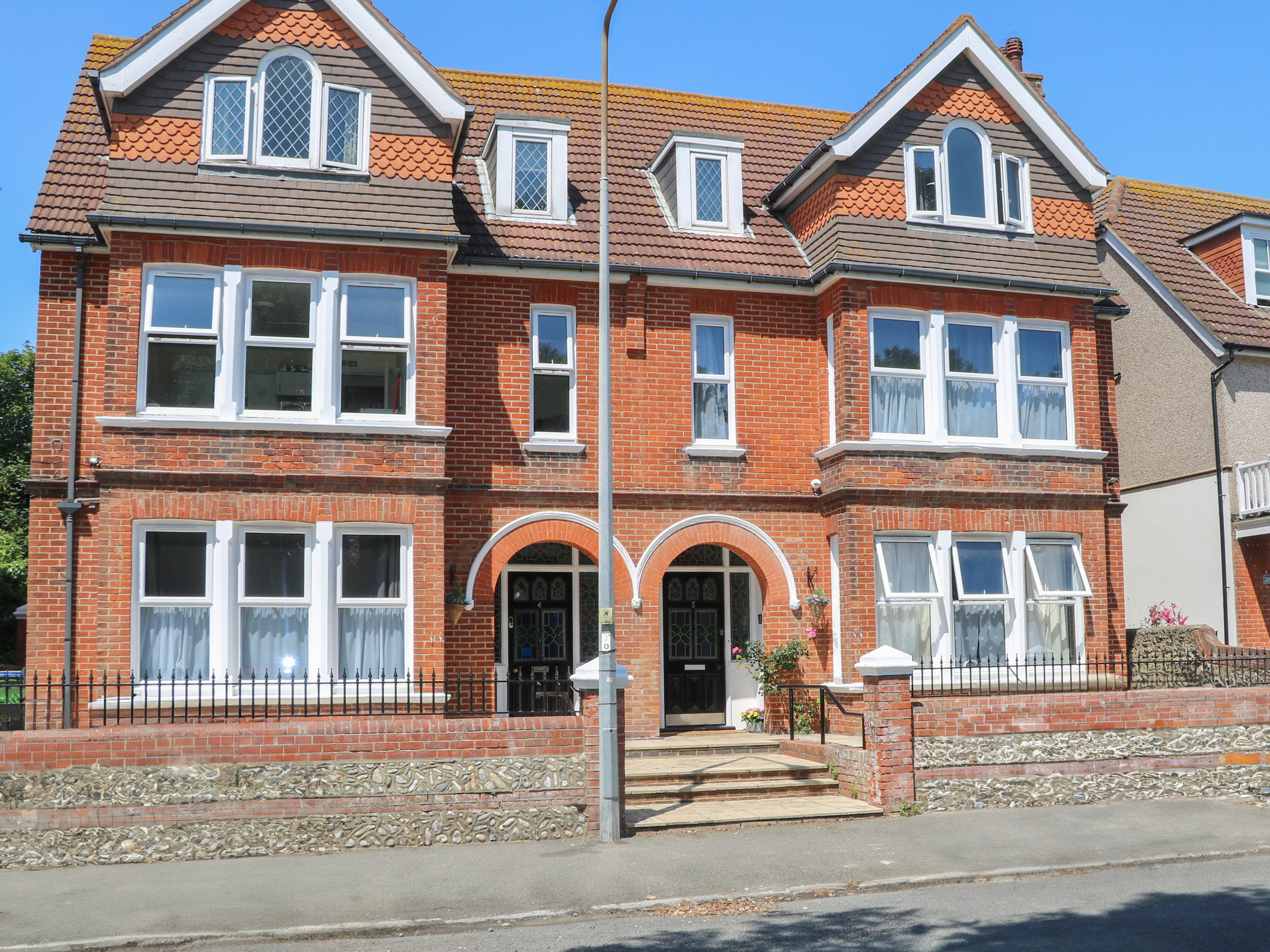 1 bedroom Cottage for rent in Seaford