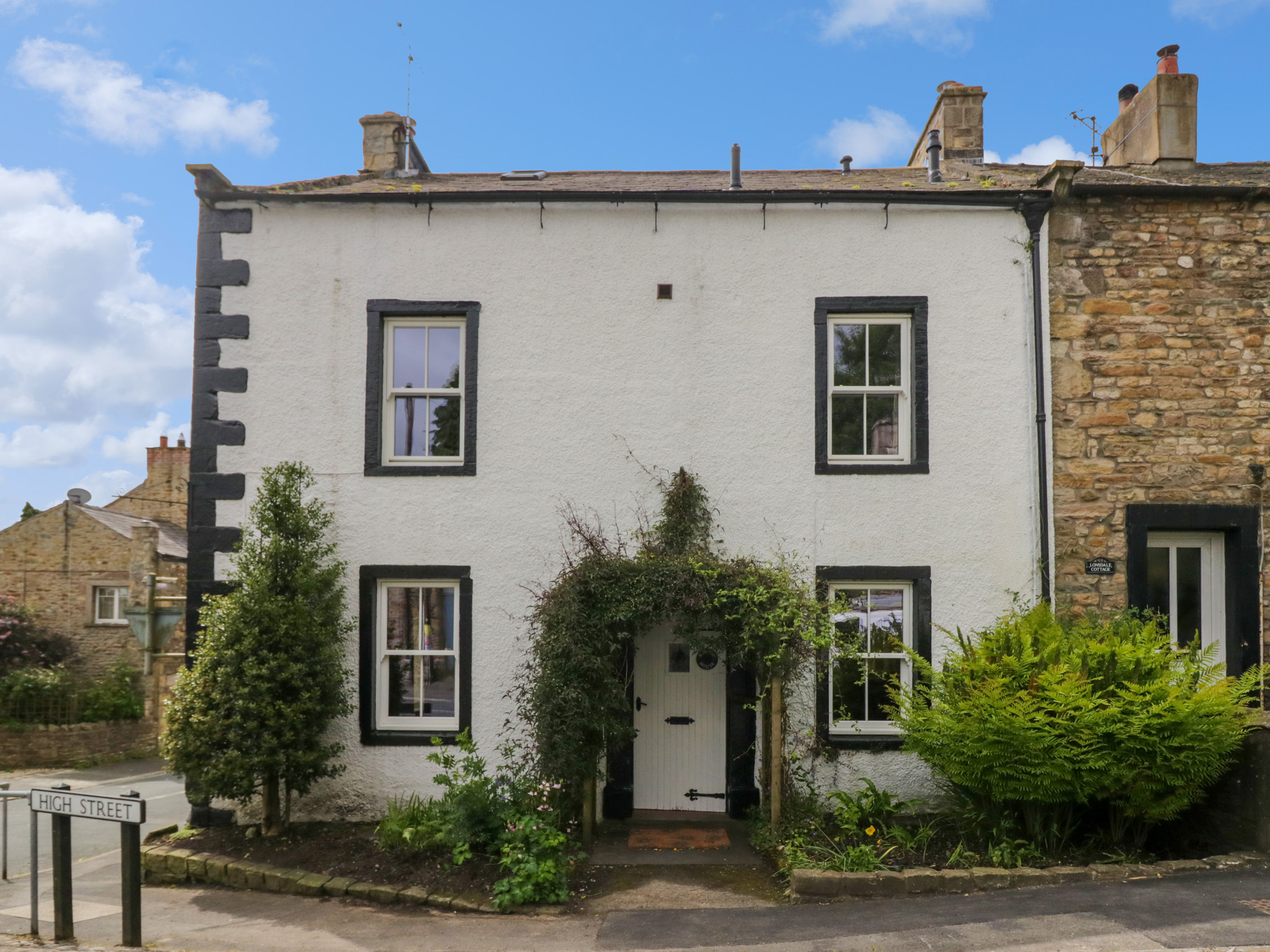 4 bedroom Cottage for rent in Burton-in-Lonsdale
