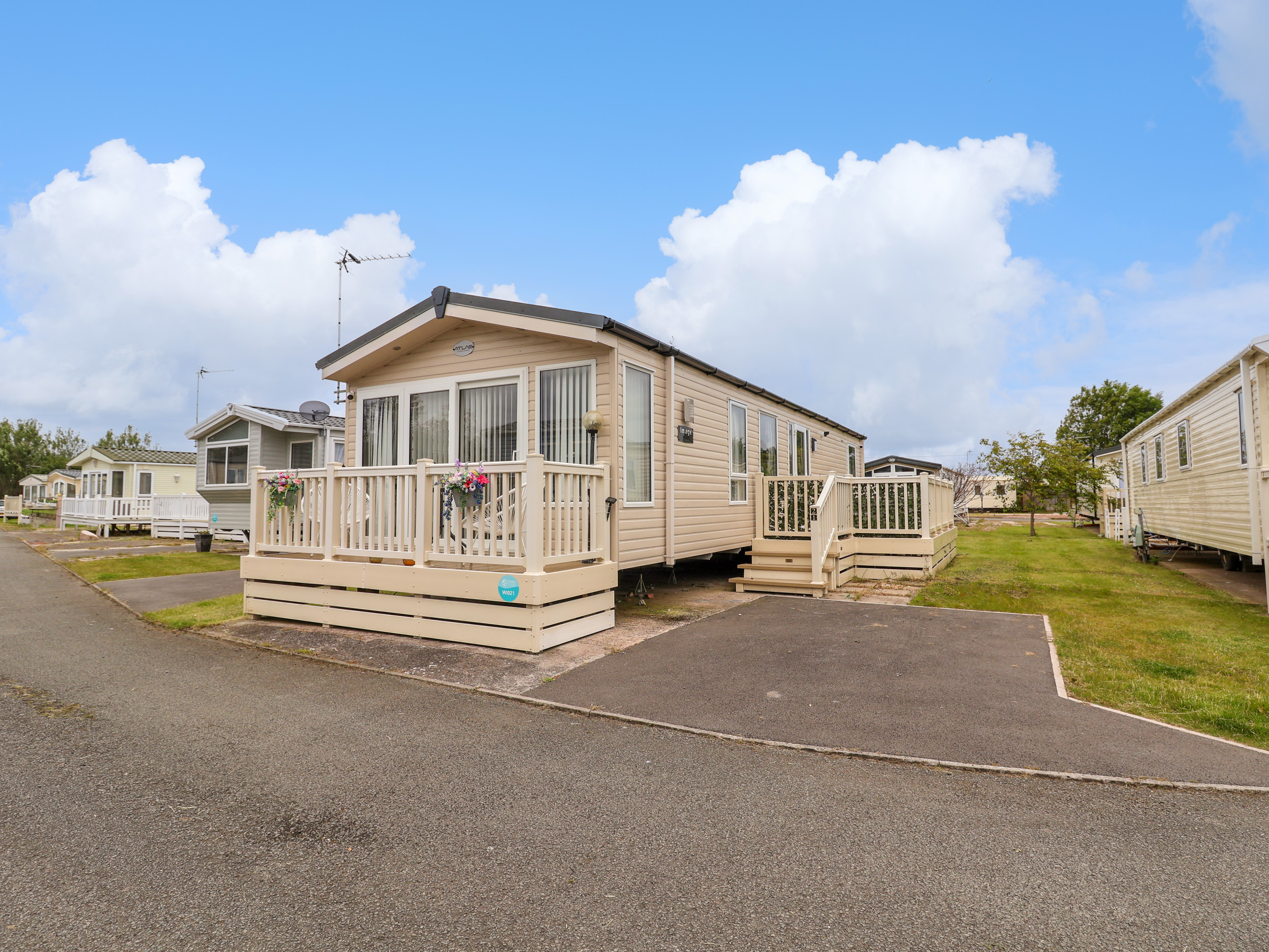 2 bedroom Cottage for rent in Rhyl