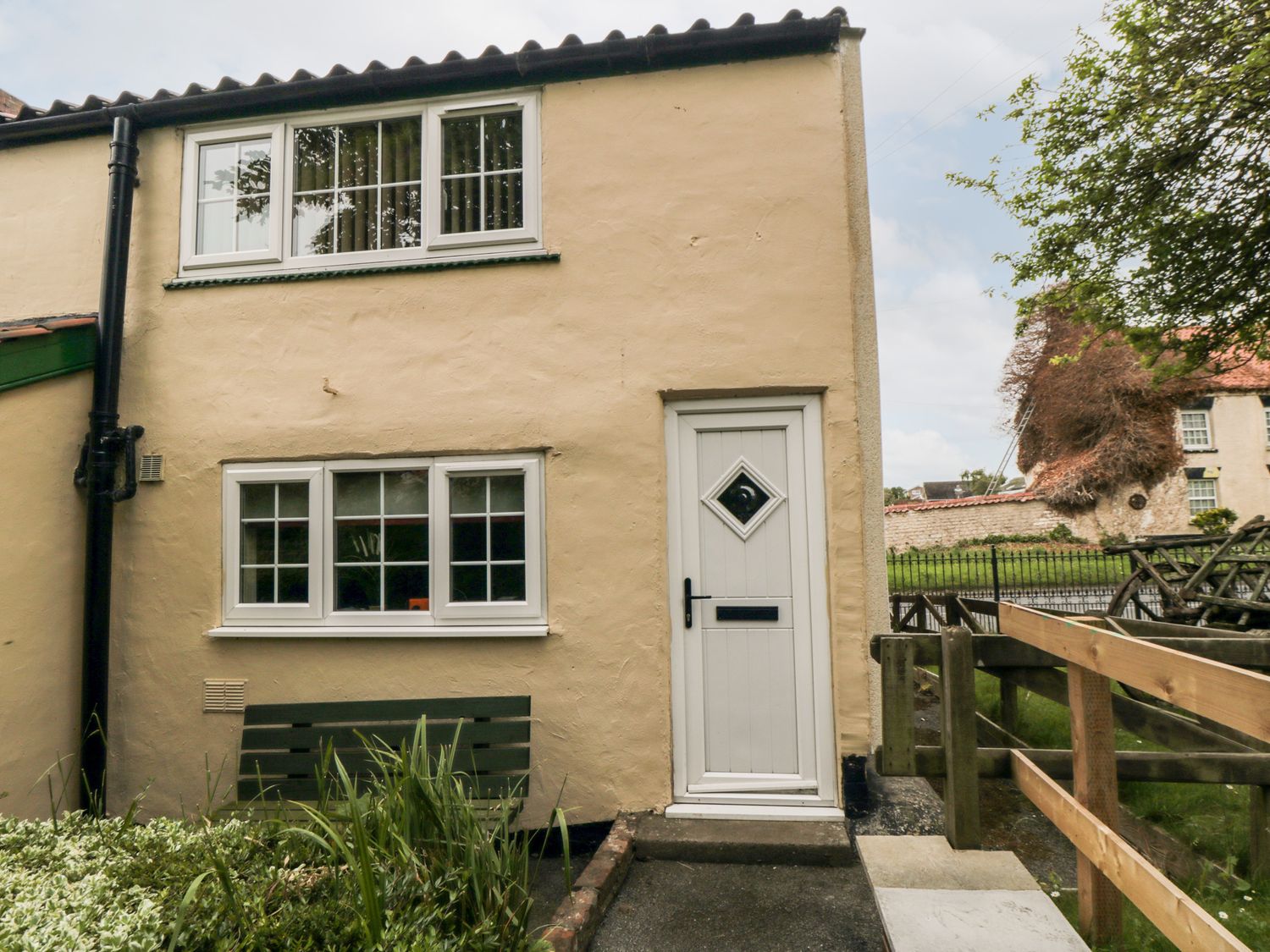 2 bedroom Cottage for rent in Filey