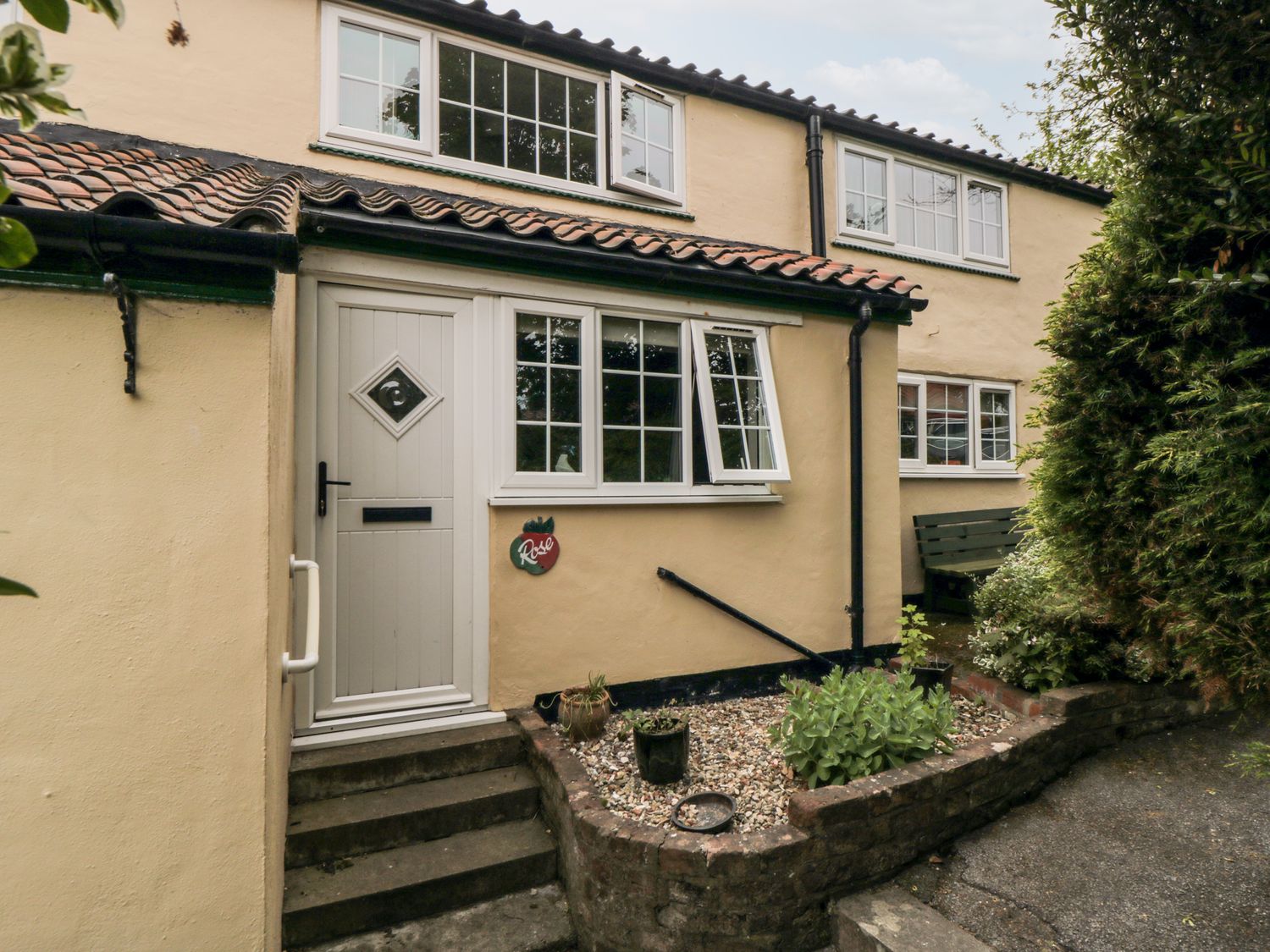 2 bedroom Cottage for rent in Filey