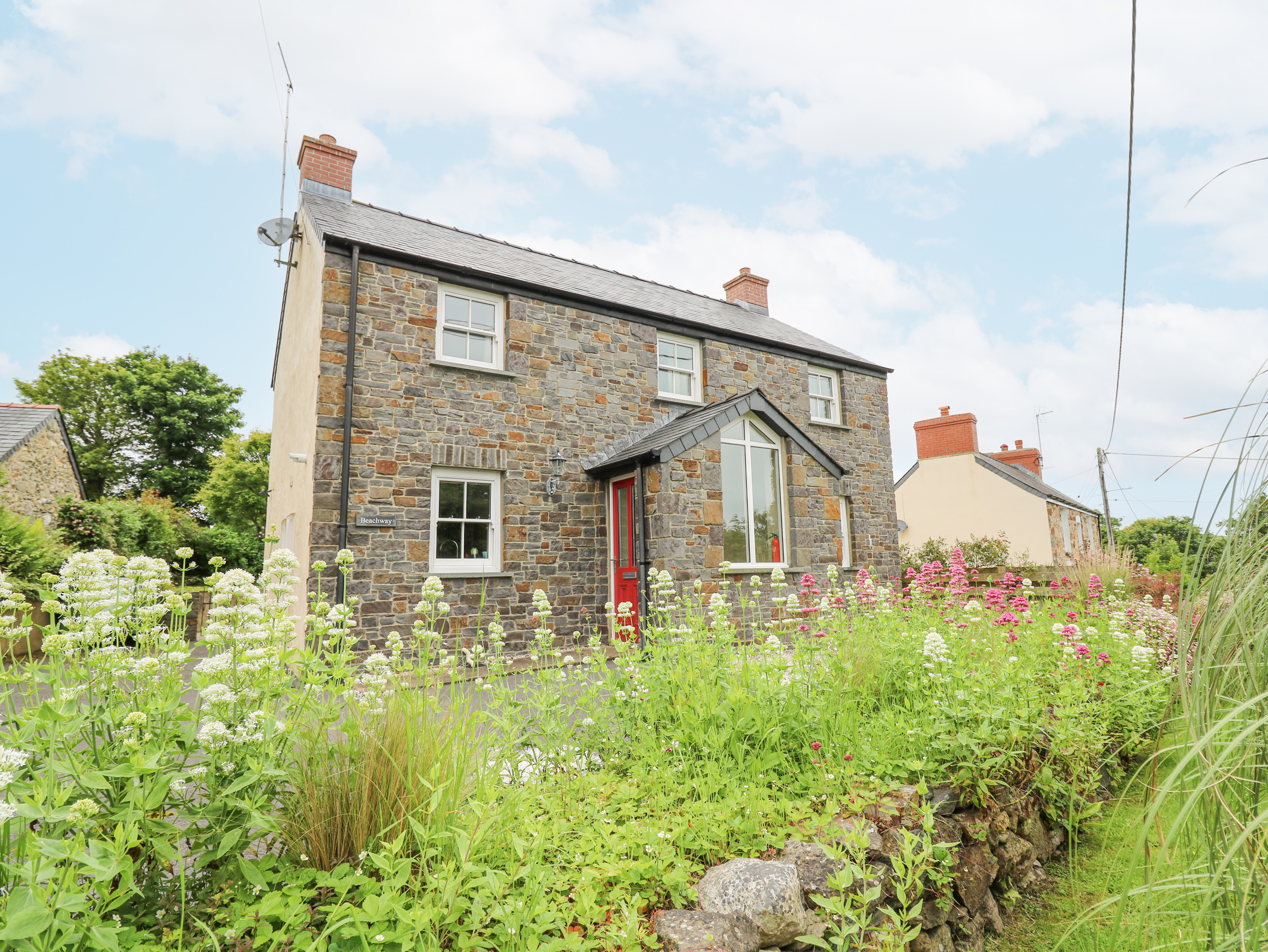 3 bedroom Cottage for rent in Fishguard