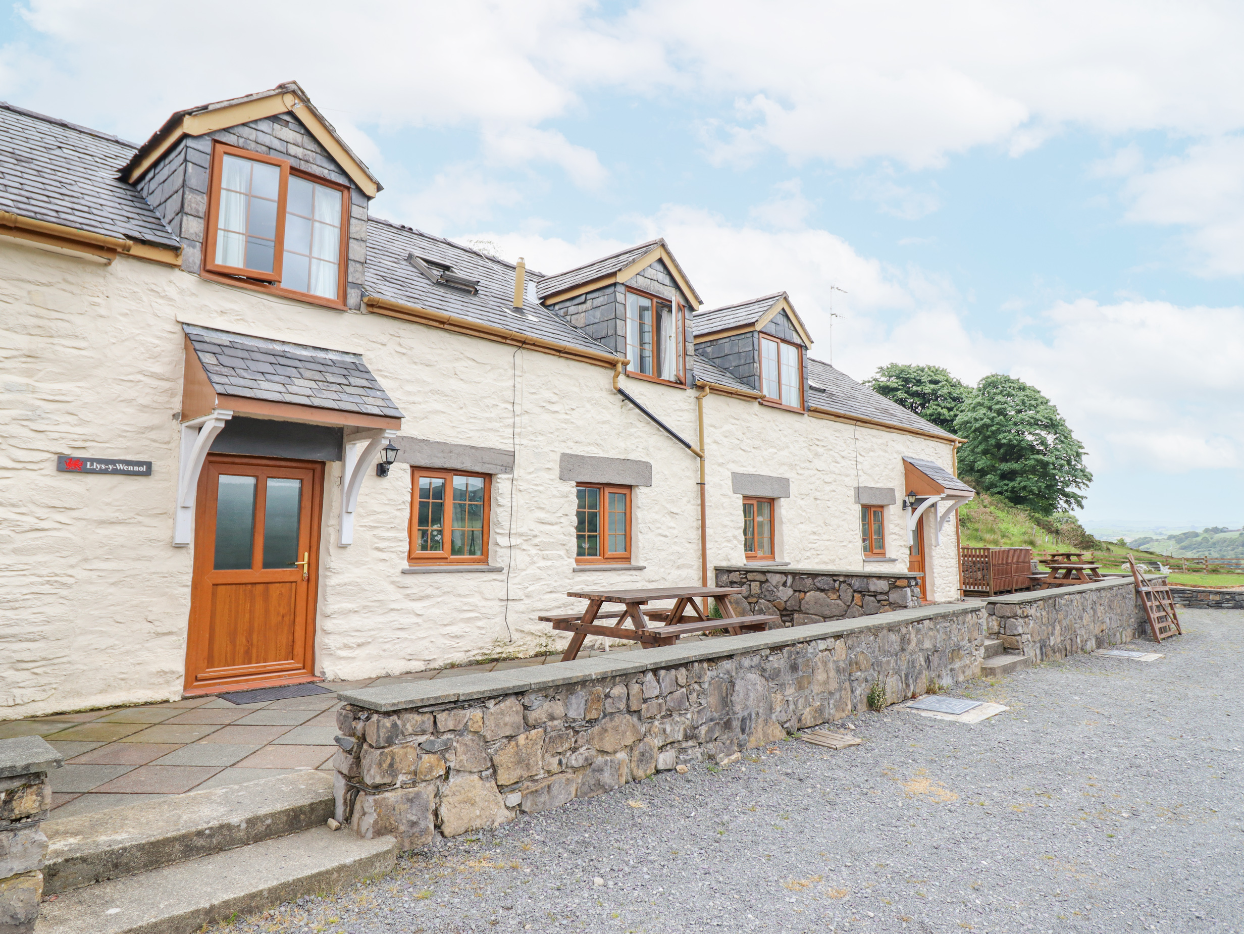 2 bedroom Cottage for rent in Betws-y-Coed