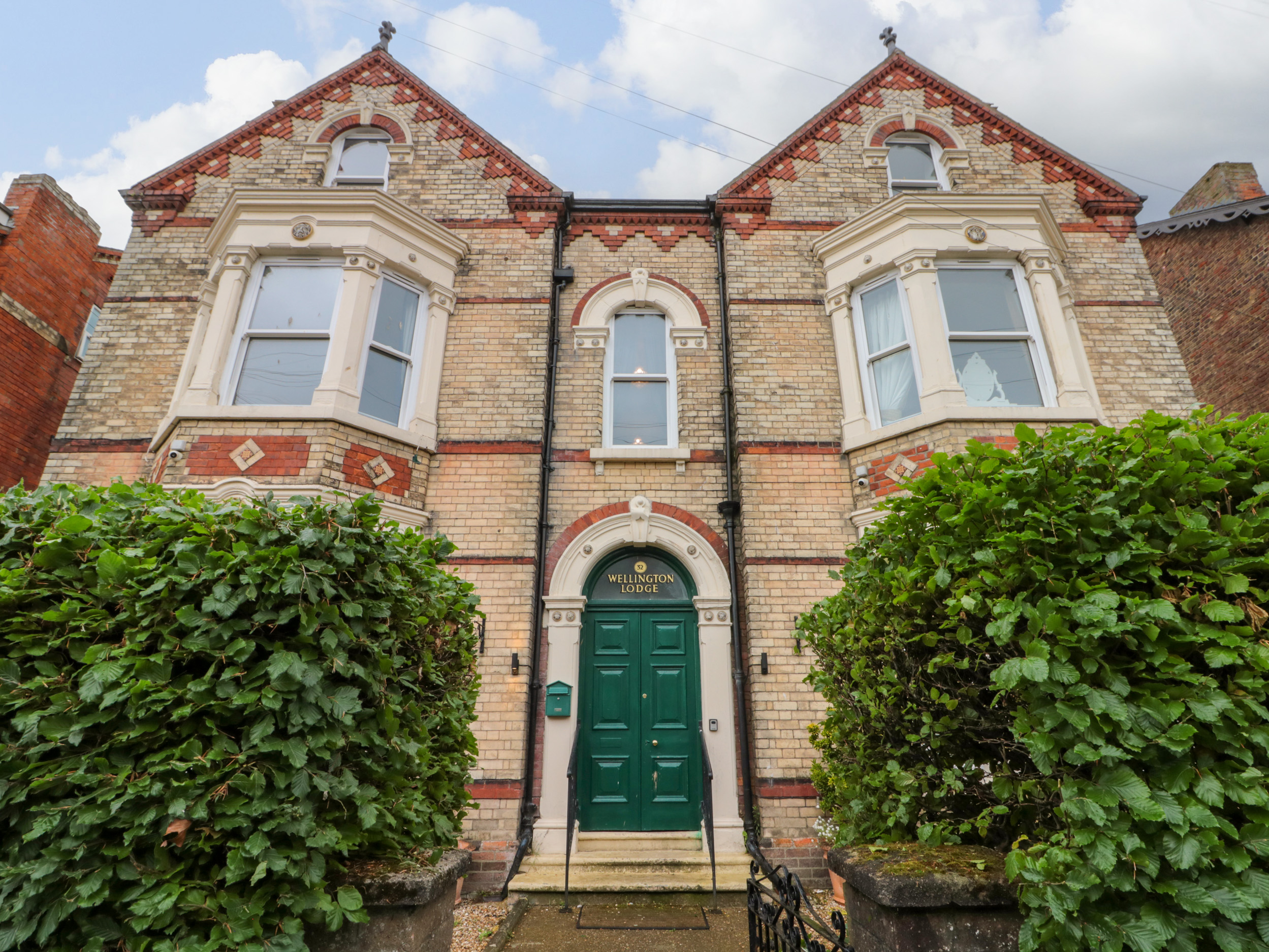 8 bedroom Cottage for rent in Bridlington