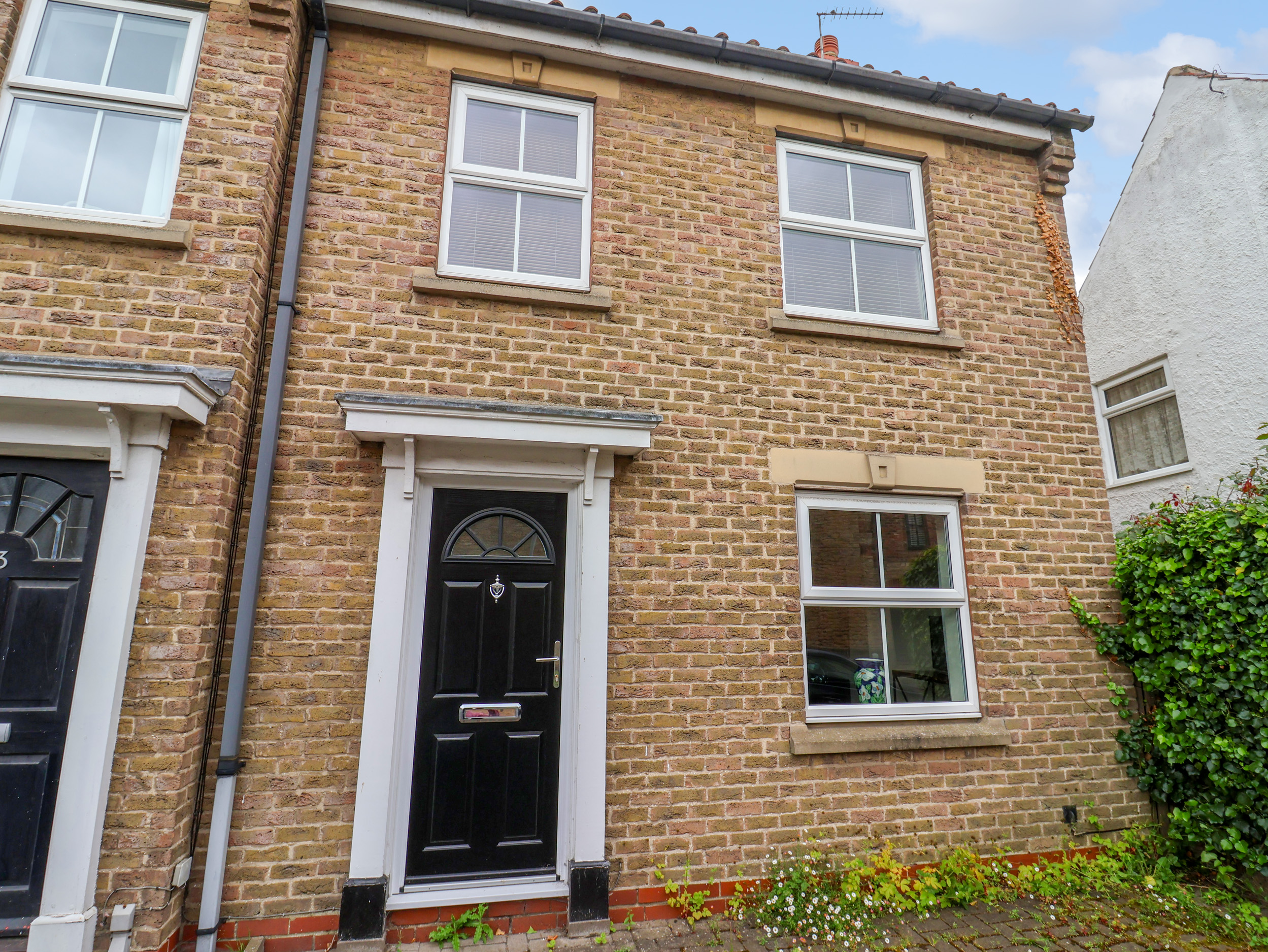 3 bedroom Cottage for rent in Hull
