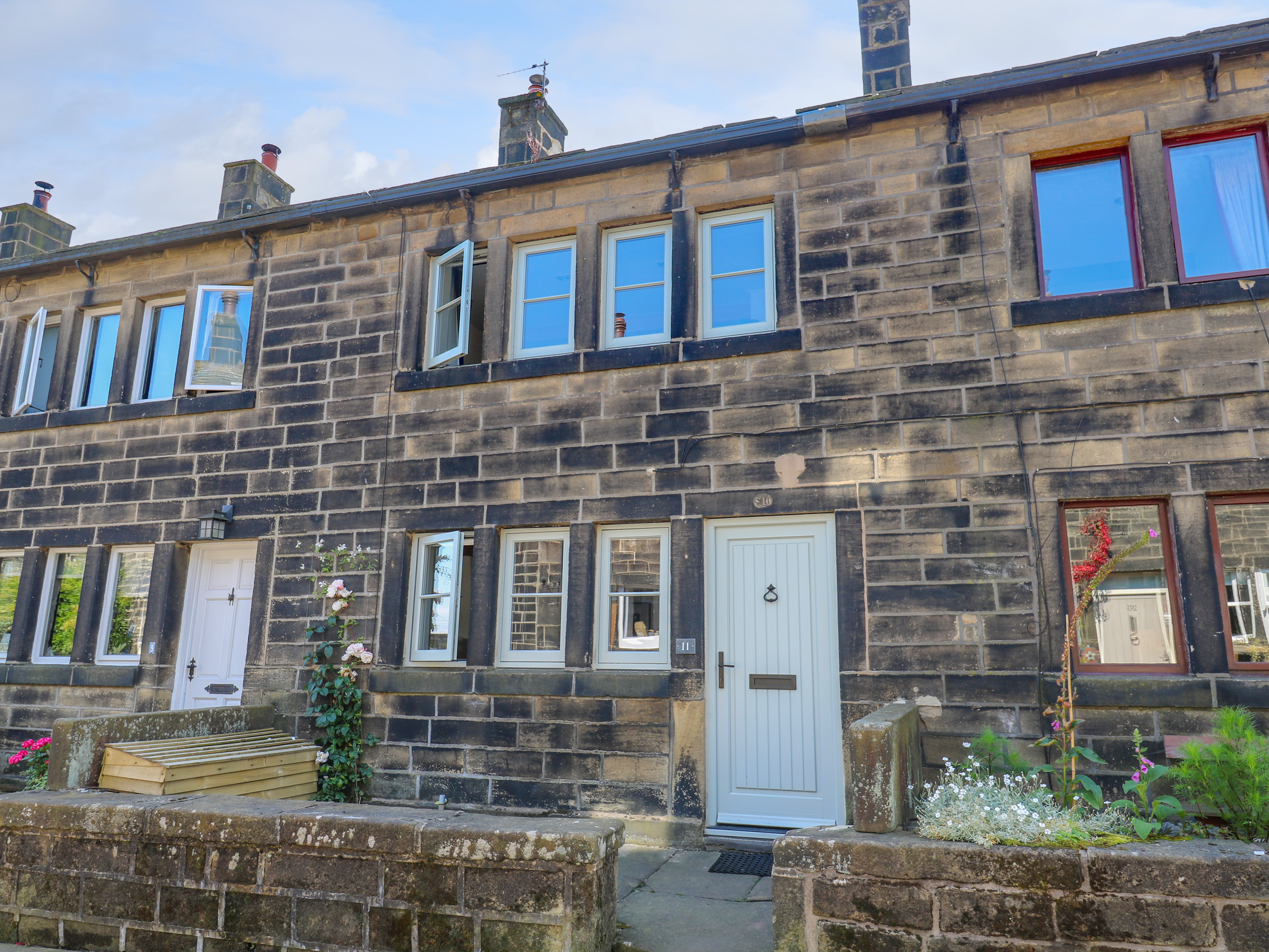 2 bedroom Cottage for rent in Hebden Bridge