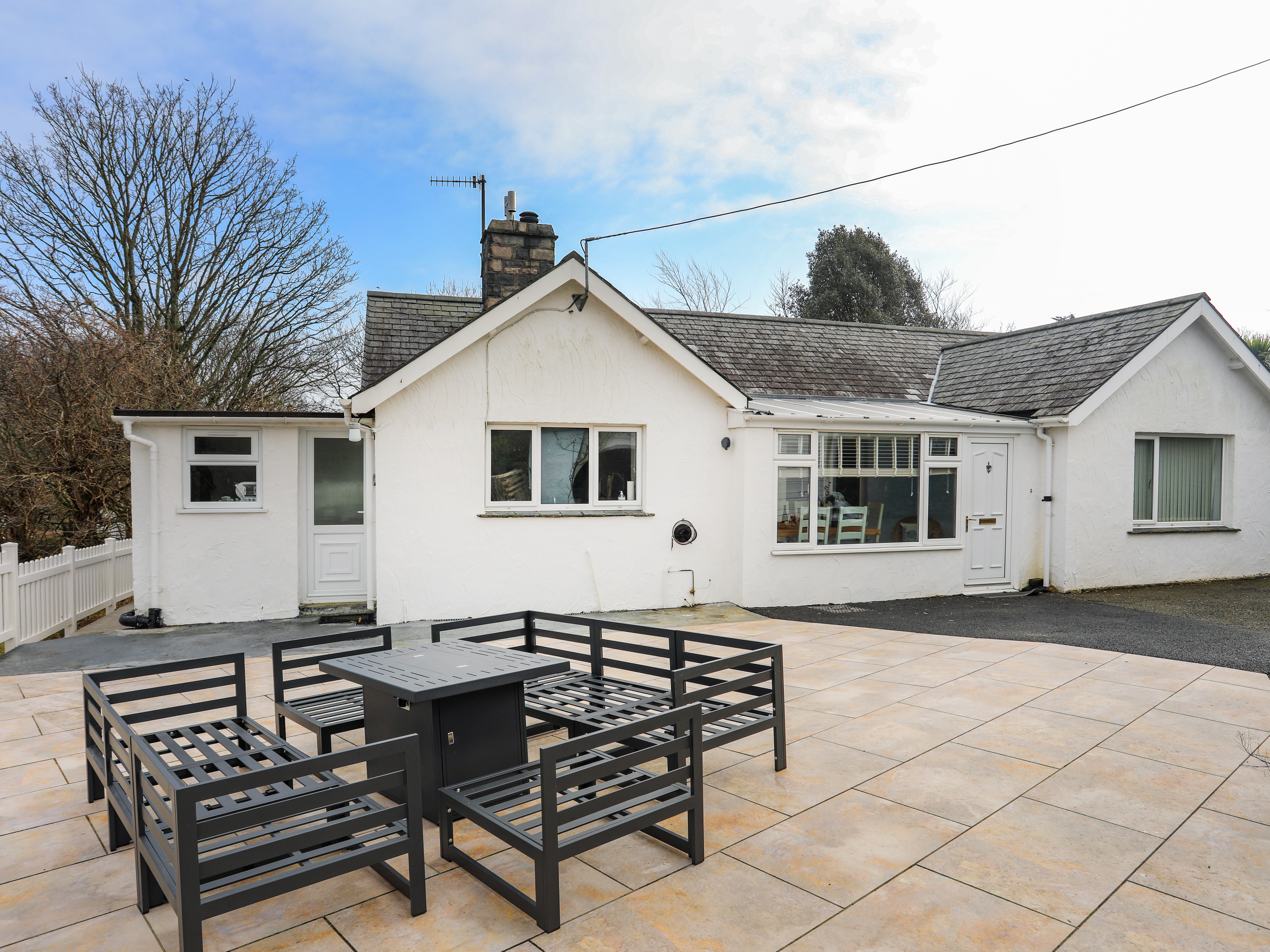 3 bedroom Cottage for rent in Abersoch