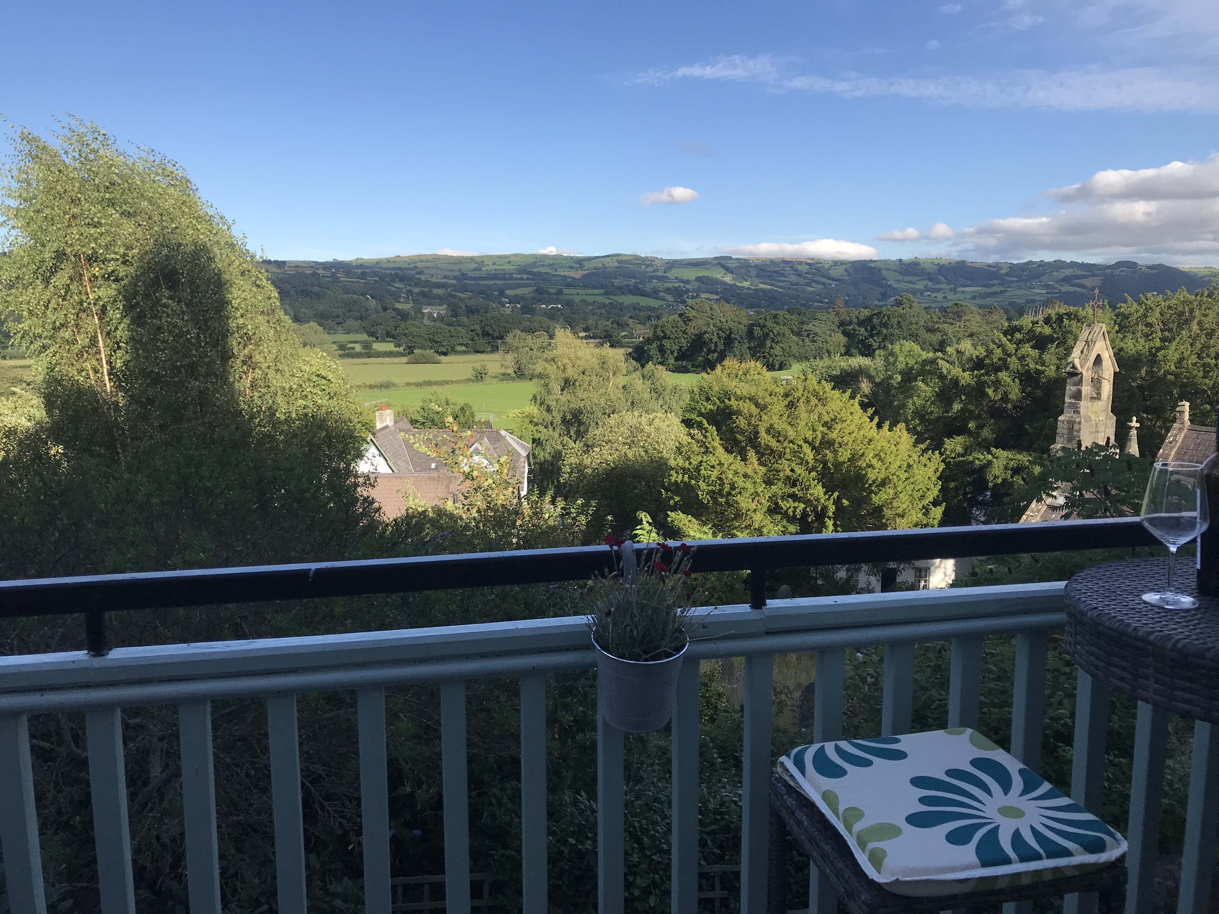 2 bedroom Cottage for rent in Conwy