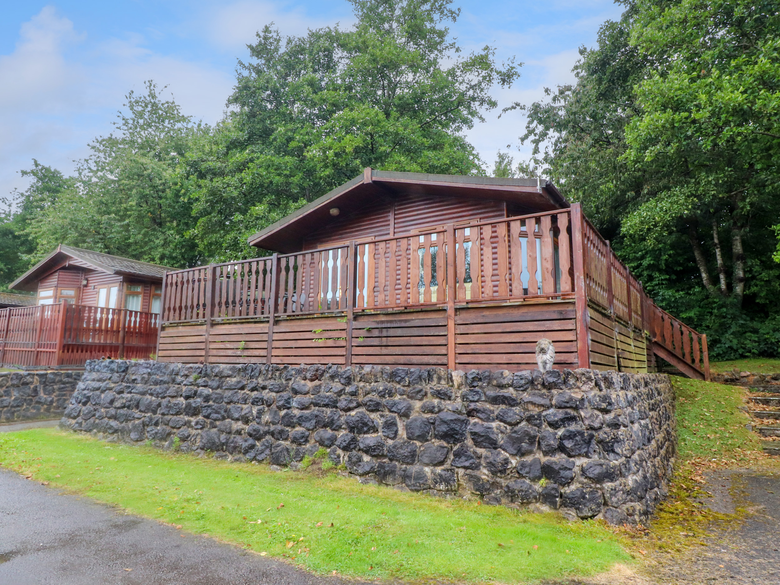 2 bedroom Cottage for rent in South Lakeland Leisure Village