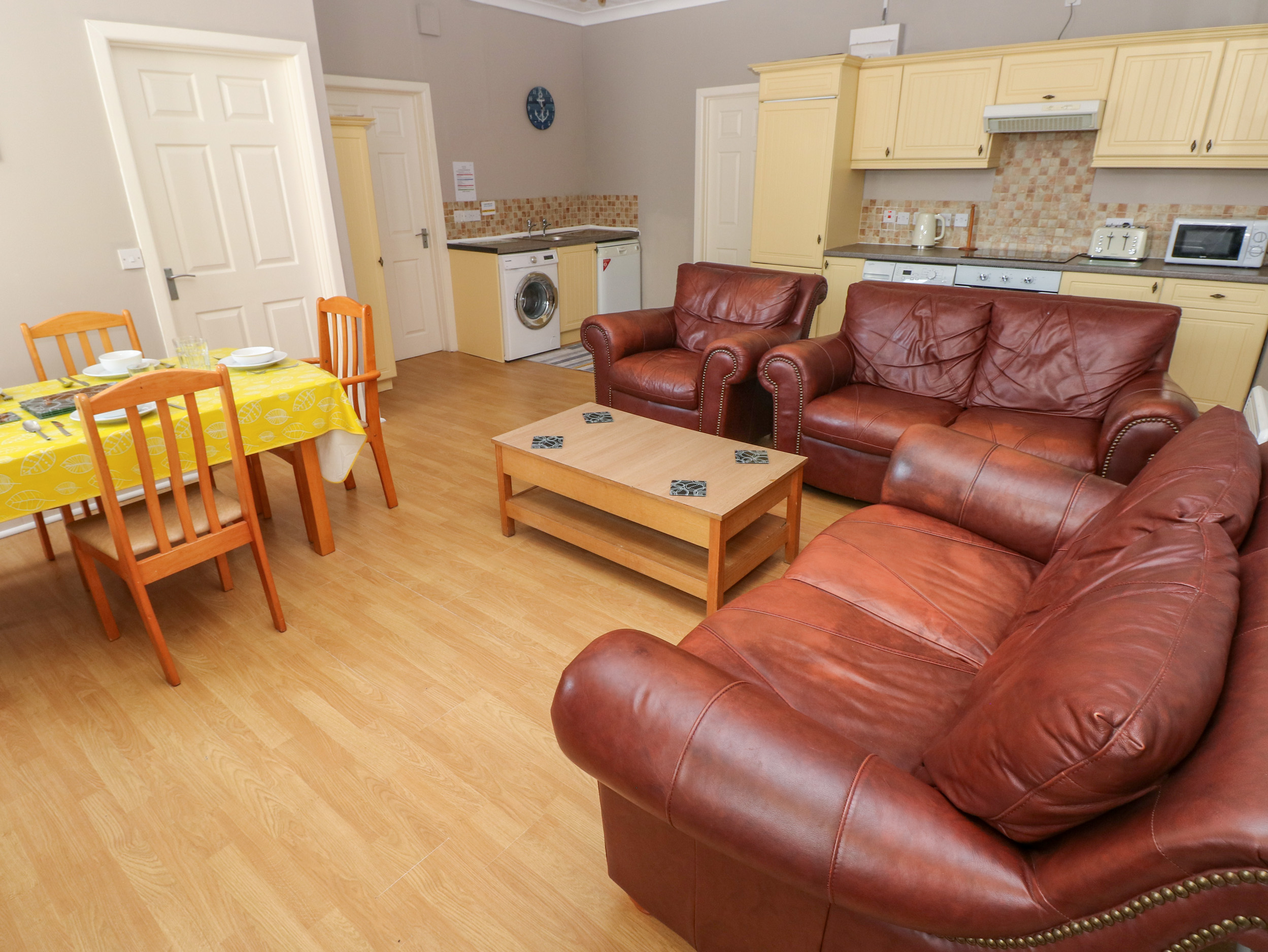 2 bedroom Cottage for rent in Tenby