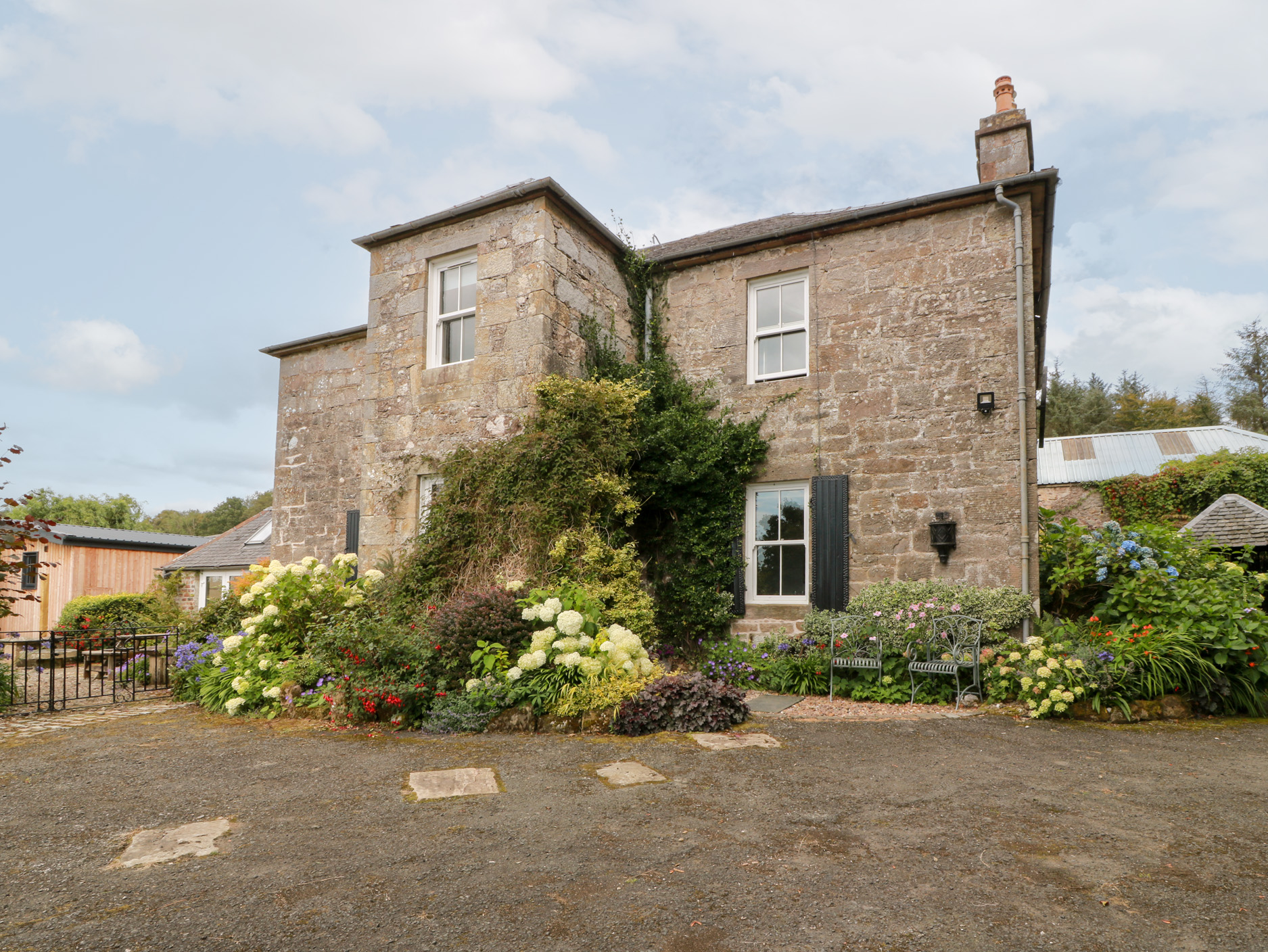 3 bedroom Cottage for rent in Kirkmichael