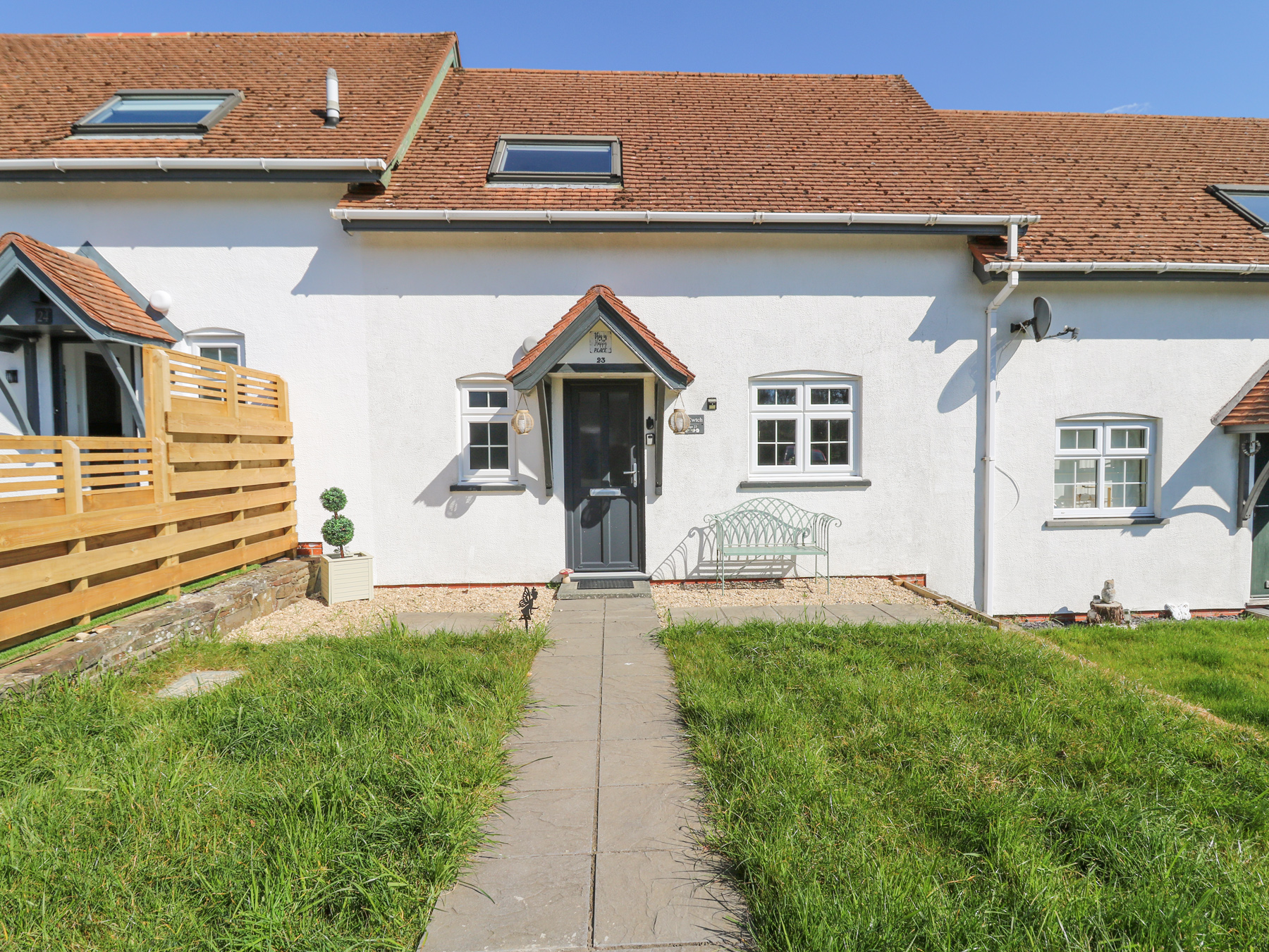 2 bedroom Cottage for rent in Aberporth