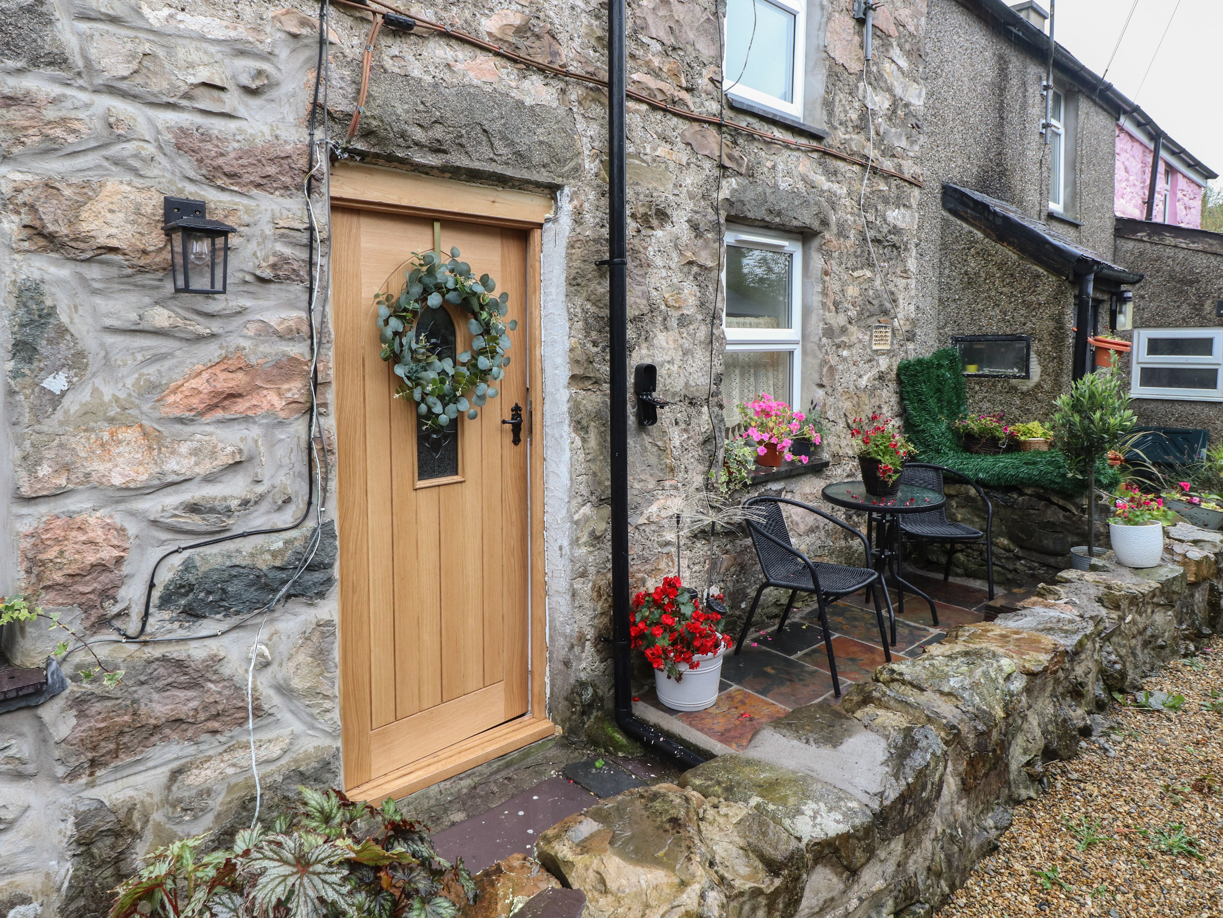 3 bedroom Cottage for rent in Llangefni