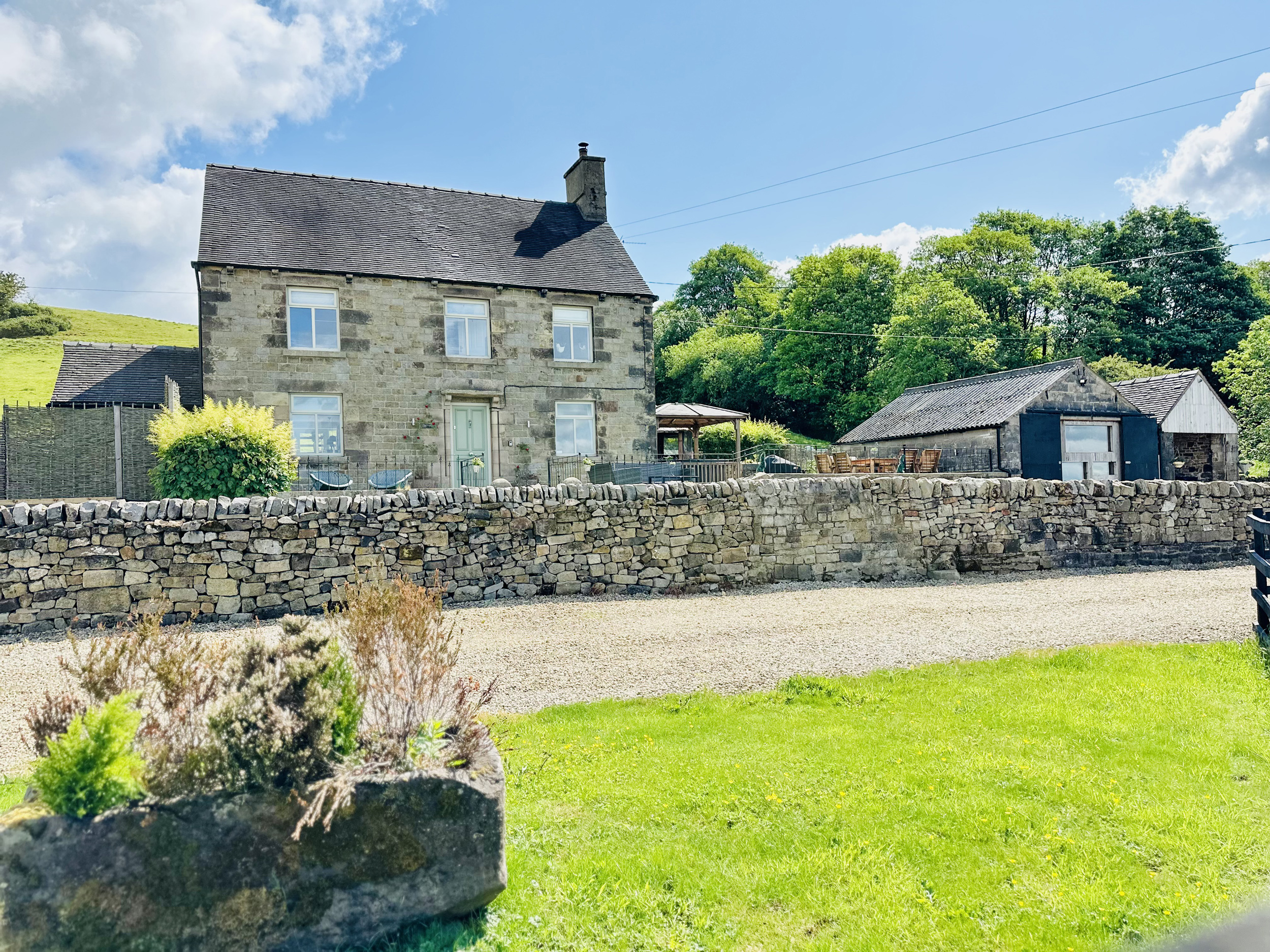 4 bedroom Cottage for rent in Leek