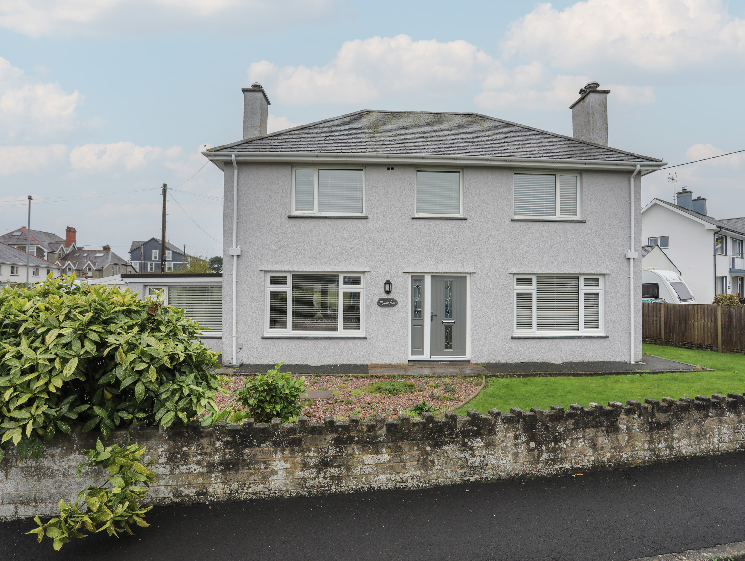 4 bedroom Cottage for rent in Criccieth