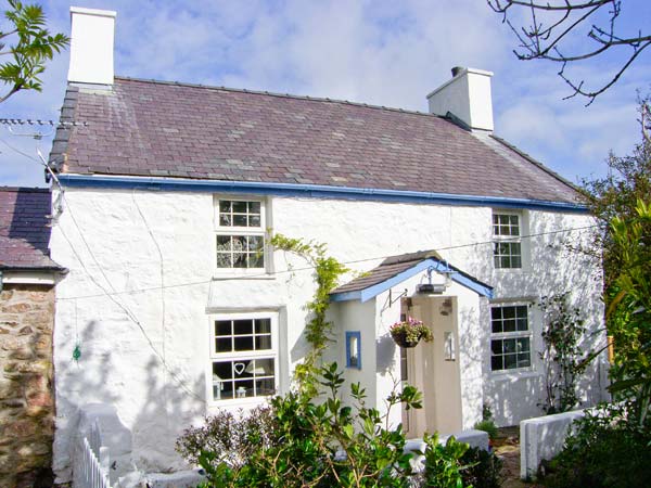 Hen Tyn Y Mynydd,Benllech