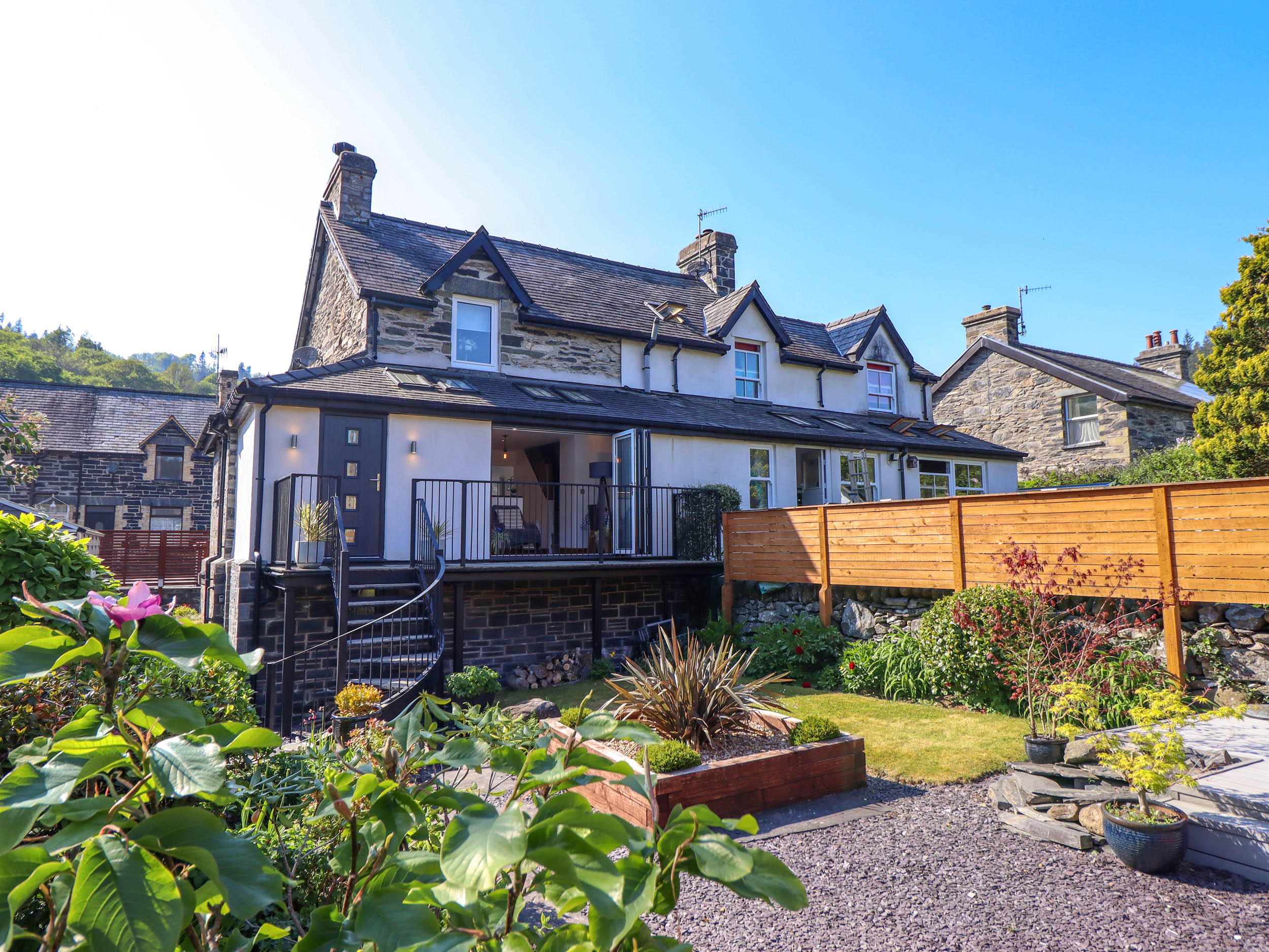 2 bedroom Cottage for rent in Betws-y-Coed