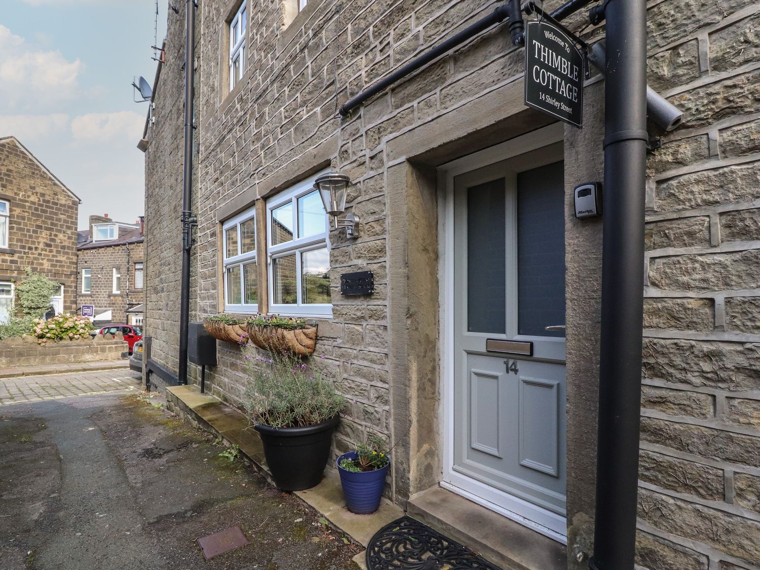 2 bedroom Cottage for rent in Haworth