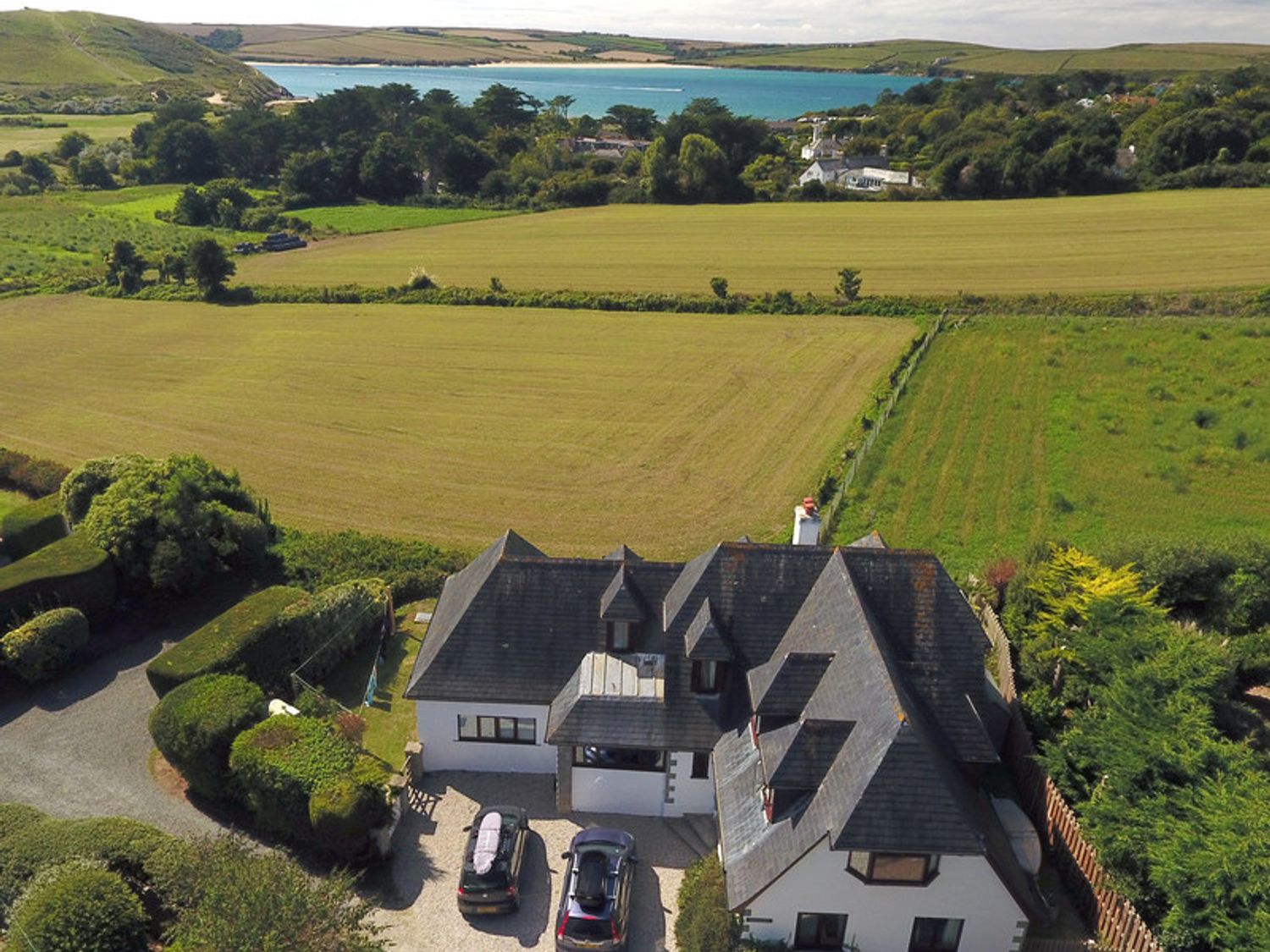 5 bedroom Cottage for rent in Polzeath