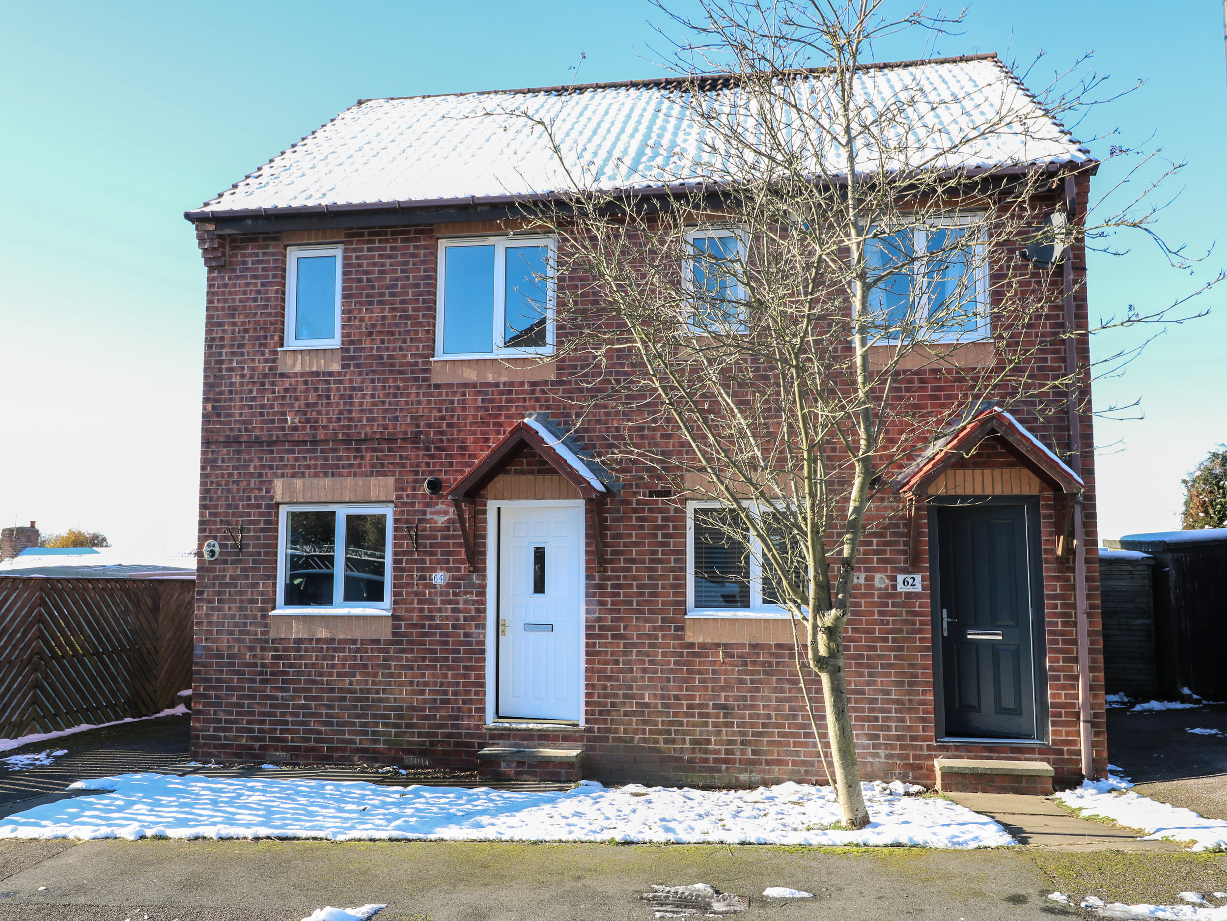 2 bedroom Cottage for rent in Chesterfield