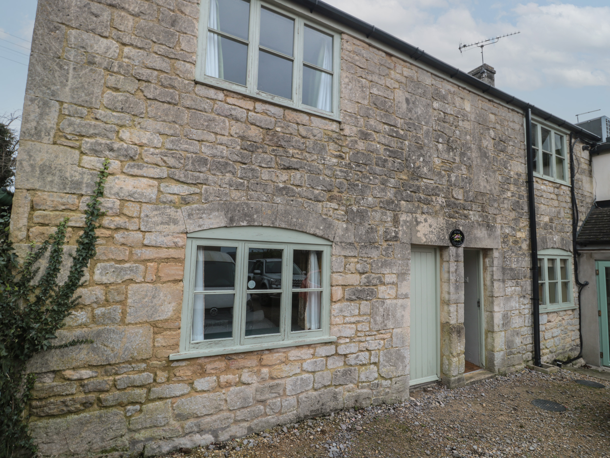 1 bedroom Cottage for rent in Stroud