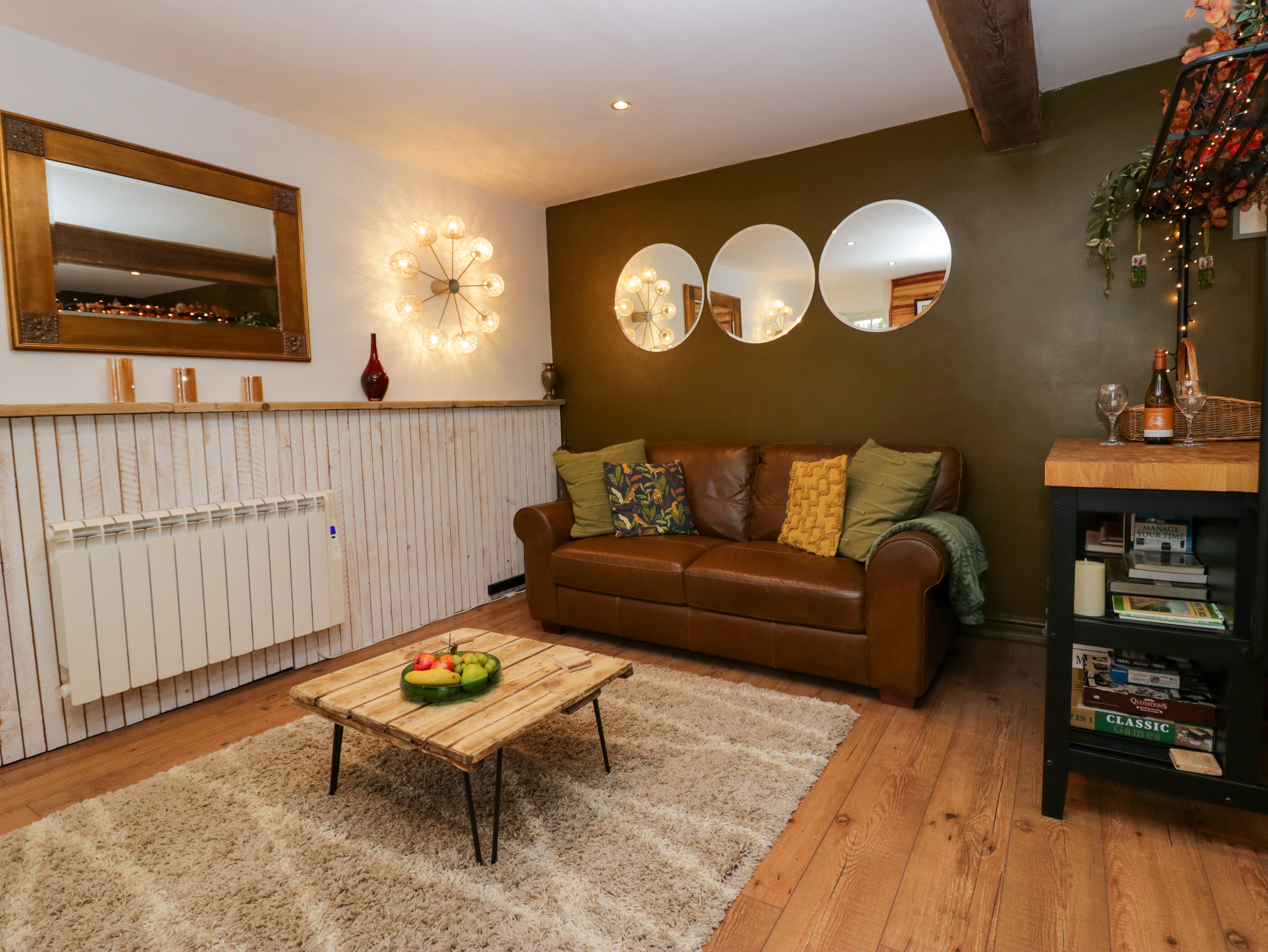 1 bedroom Cottage for rent in Santon