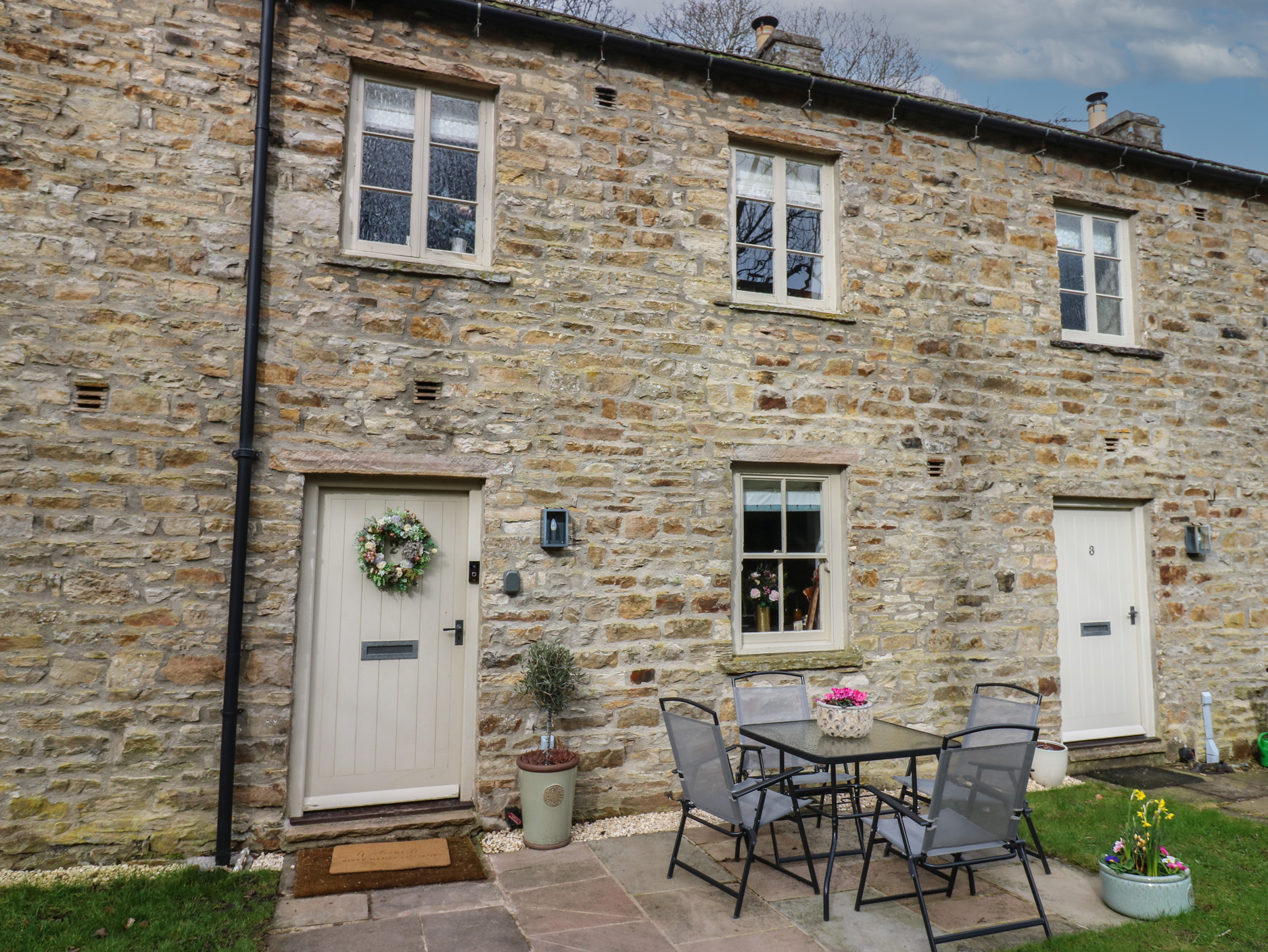 2 bedroom Cottage for rent in Leyburn