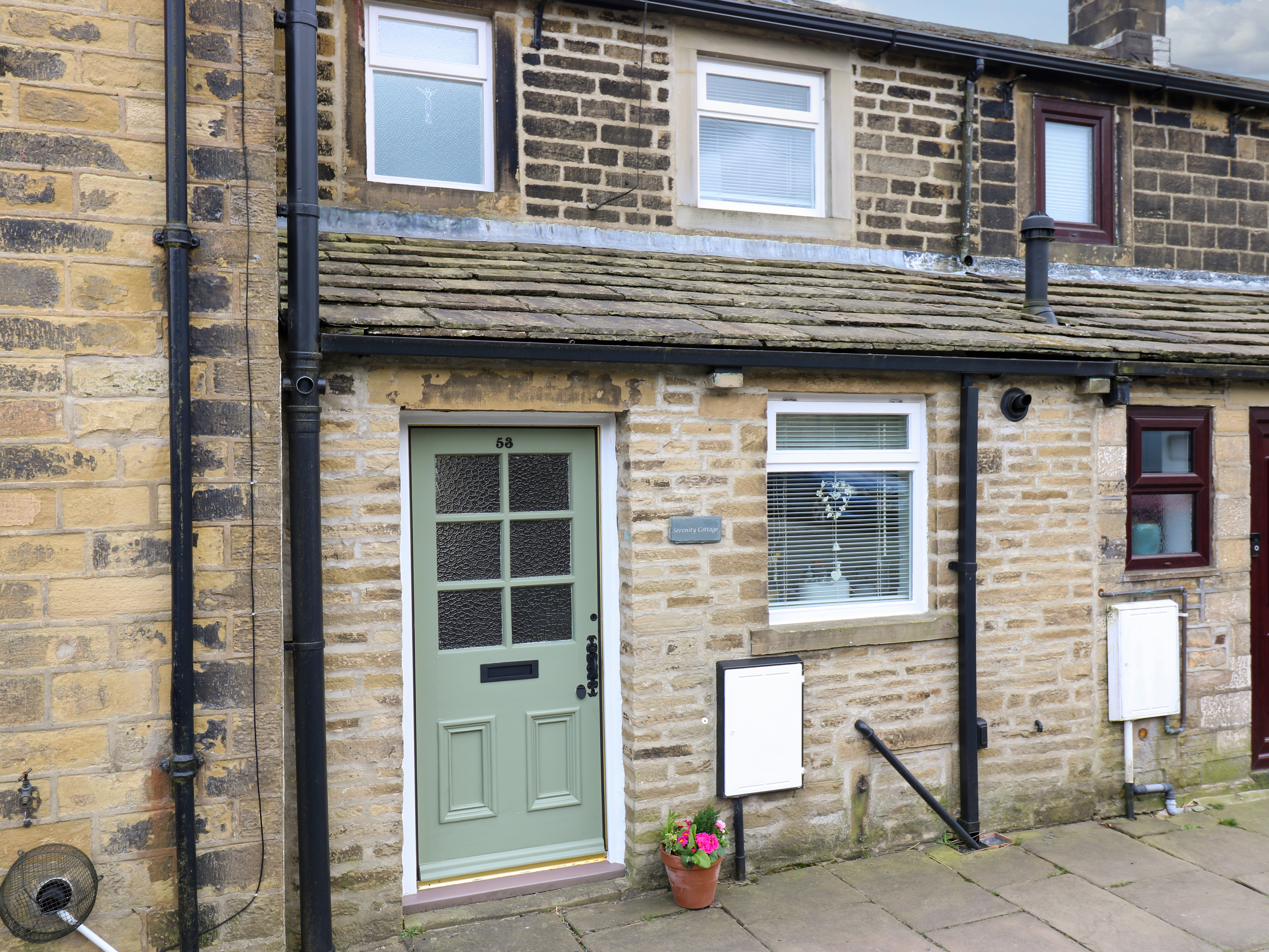 2 bedroom Cottage for rent in Haworth