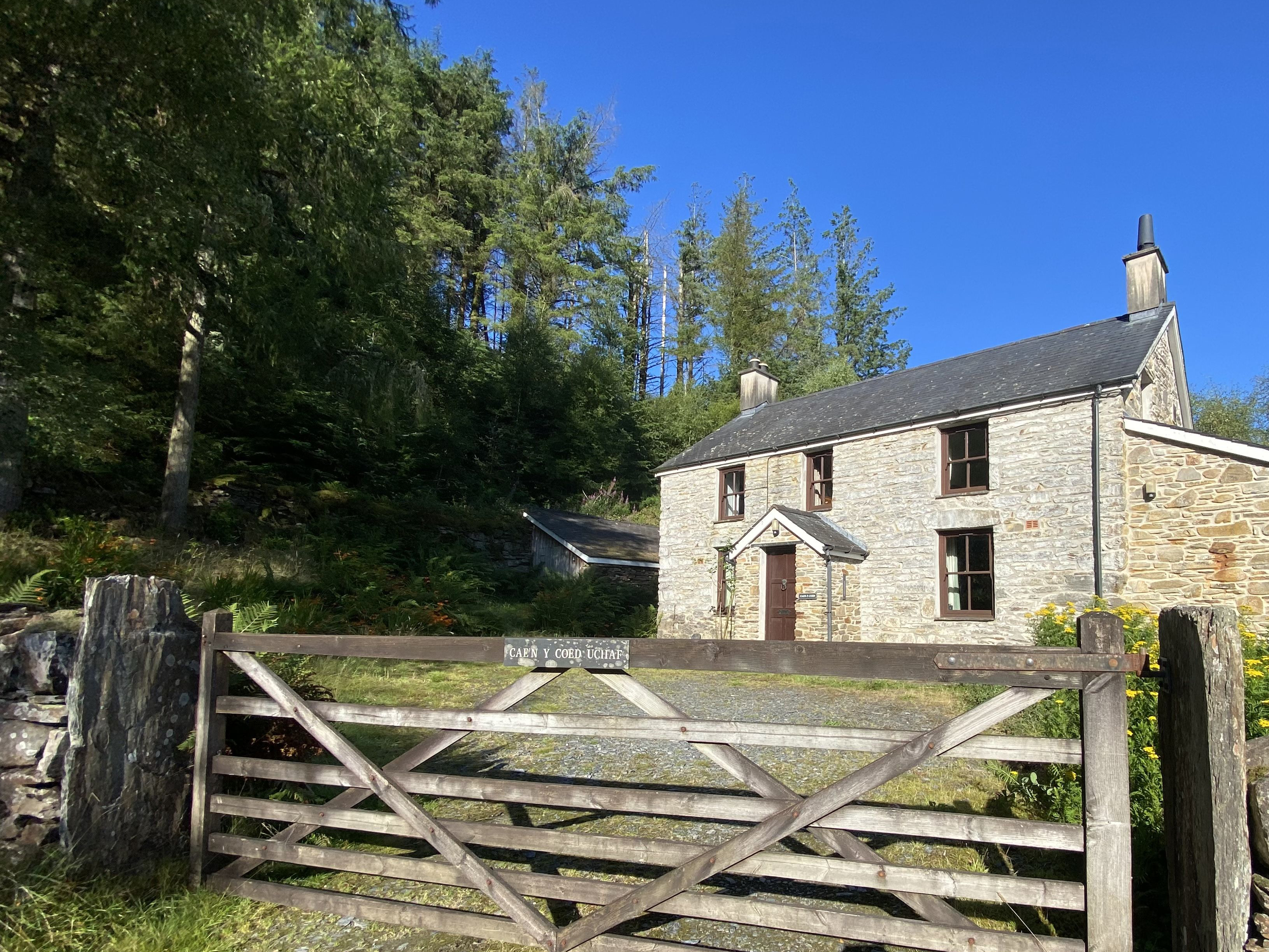 3 bedroom Cottage for rent in Porthmadog